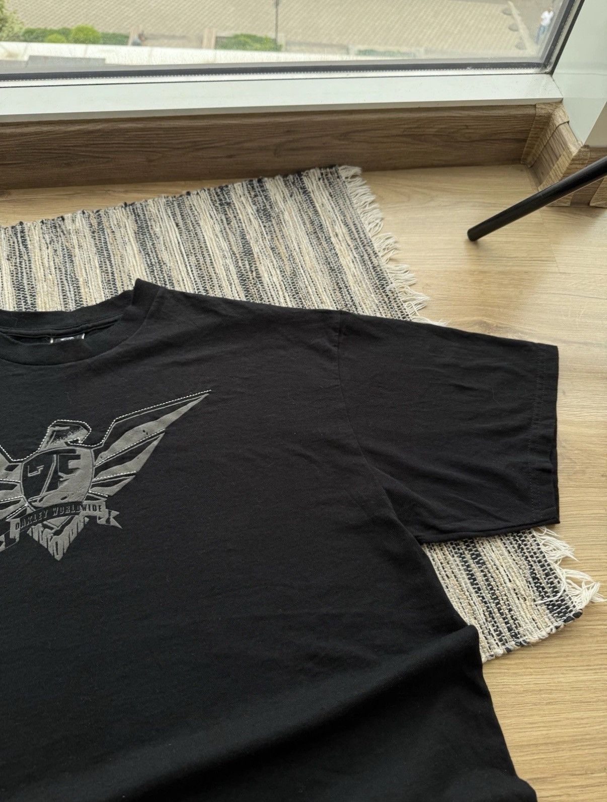 Oakley VINTAGE OAKLEY WORLDWIDE T-SHIRT BLACK Y2K OVERSIZED Size US XL / EU 56 / 4 - 4 Thumbnail