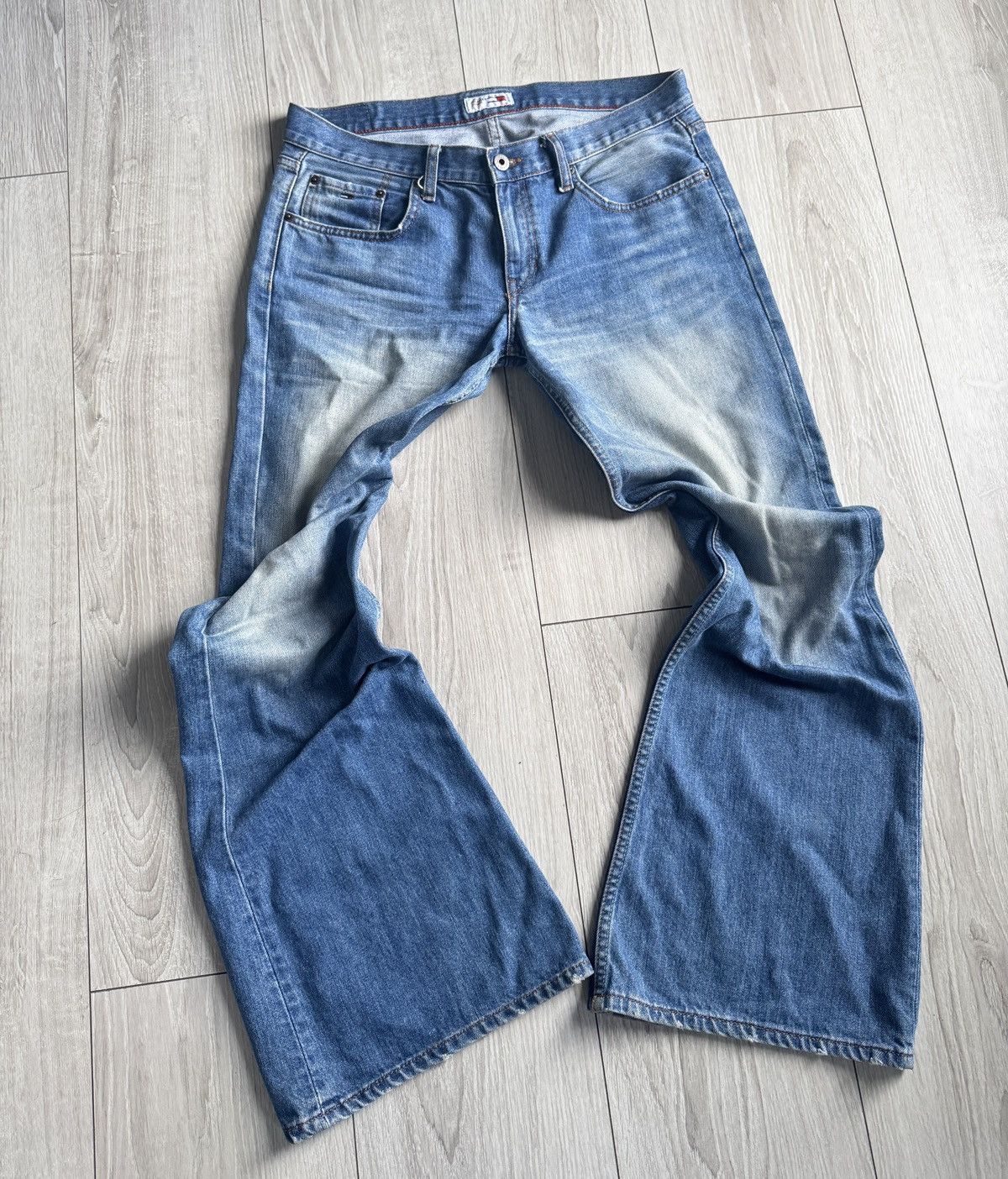 Tommy Hilfiger Tommy hilfiger flared 2002 rare jeans Size US 32 / EU 48 - 2 Thumbnail