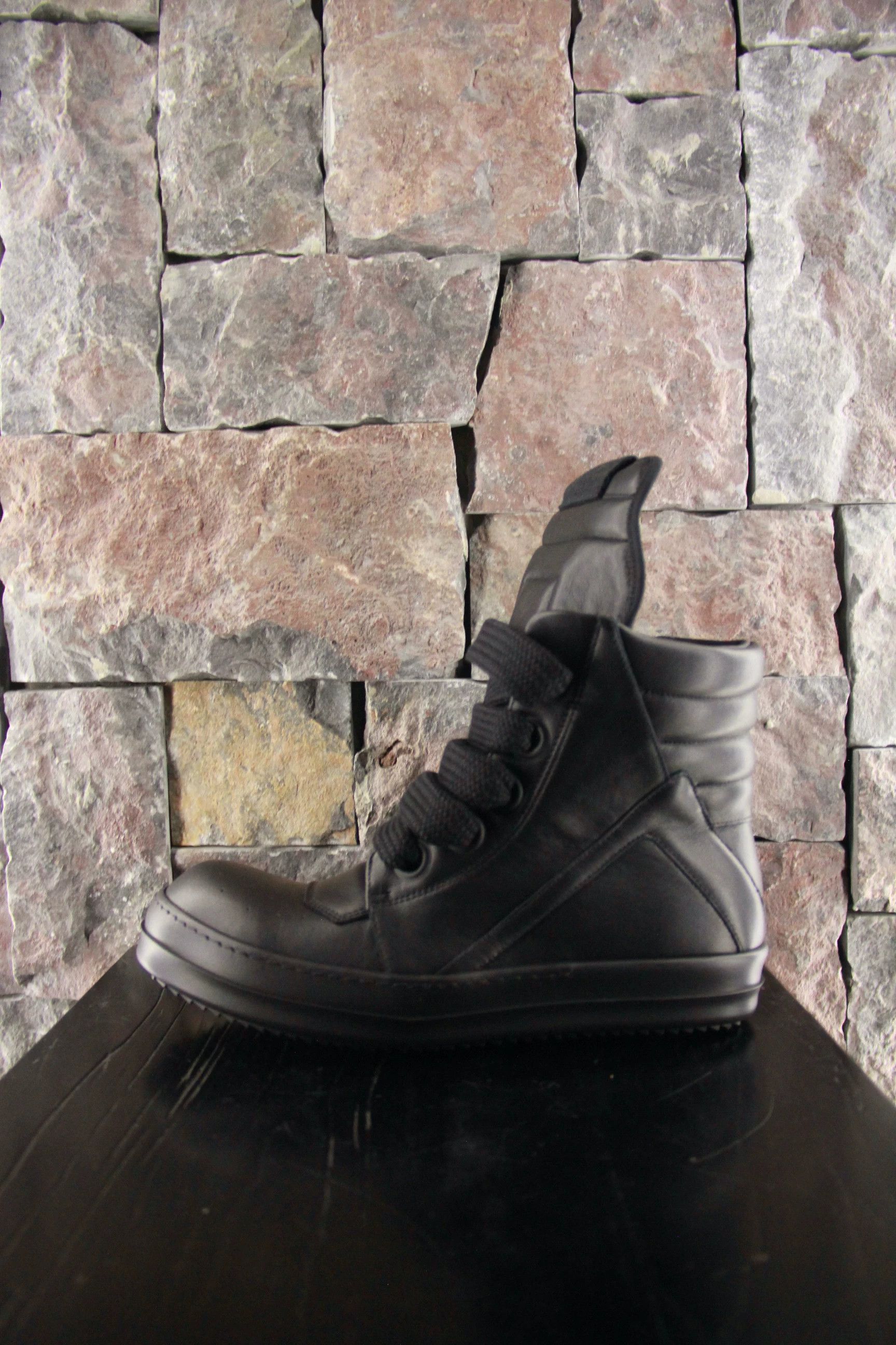 Rick Owens Rick Owens Black Hitop Sneakers Men 9 Size US 9 / EU 42 - 1 Thumbnail