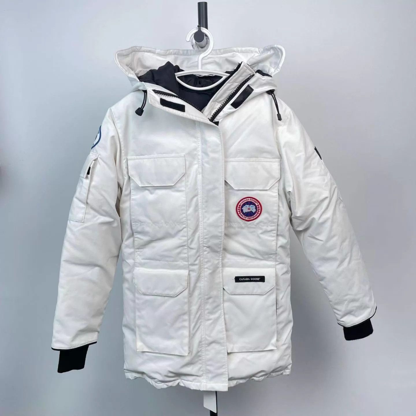 Canada Goose Canada Goose Expedition White Long Parka XS Size US XS / EU 42 / 0 - 1 Thumbnail