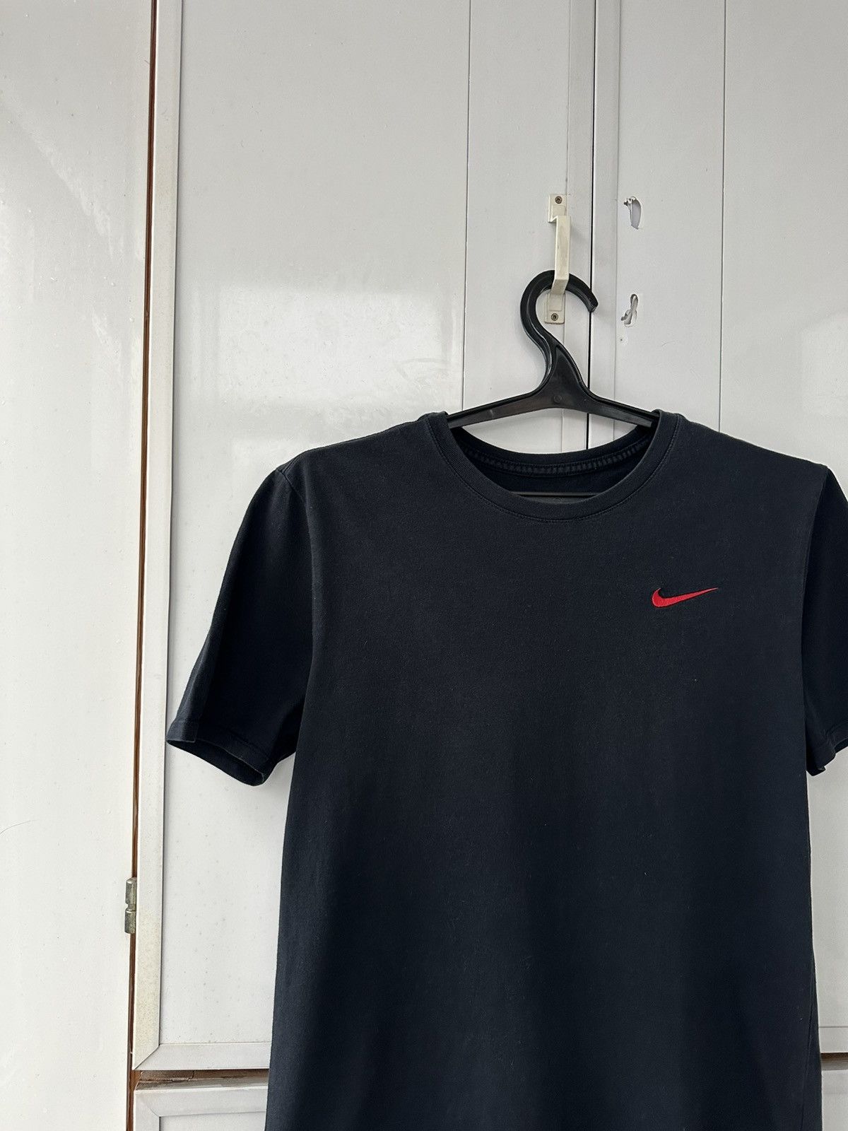 Nike Vintage Nike T-shirt Red Swoosh Logo Size US M / EU 48-50 / 2 - 3 Thumbnail