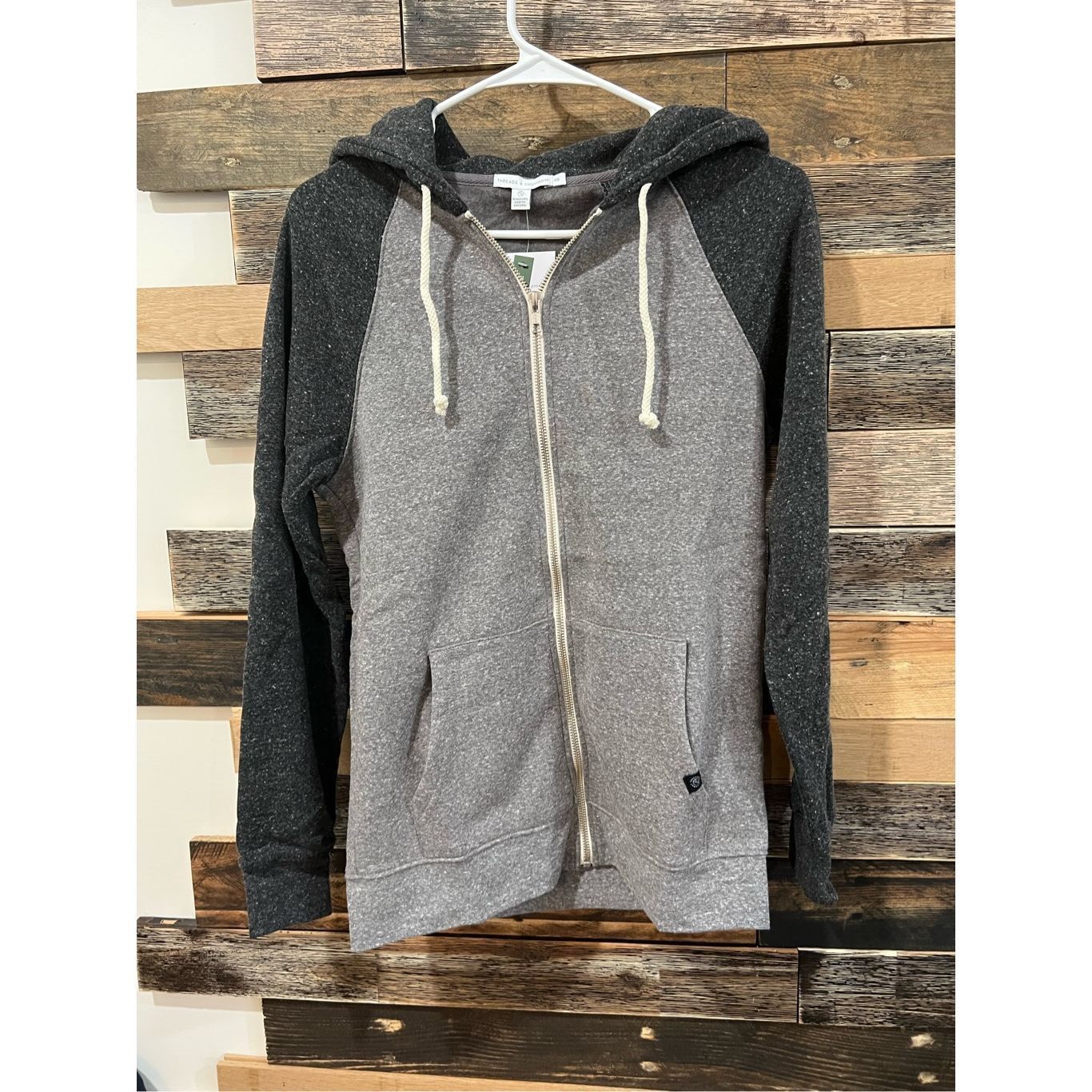 Threads 4 Thought Threads 4 Thought NWT TRIBLEND RAGLAN COLORBLOCK ZIP FLEECE Size US XS / EU 42 / 0 - 4 Thumbnail