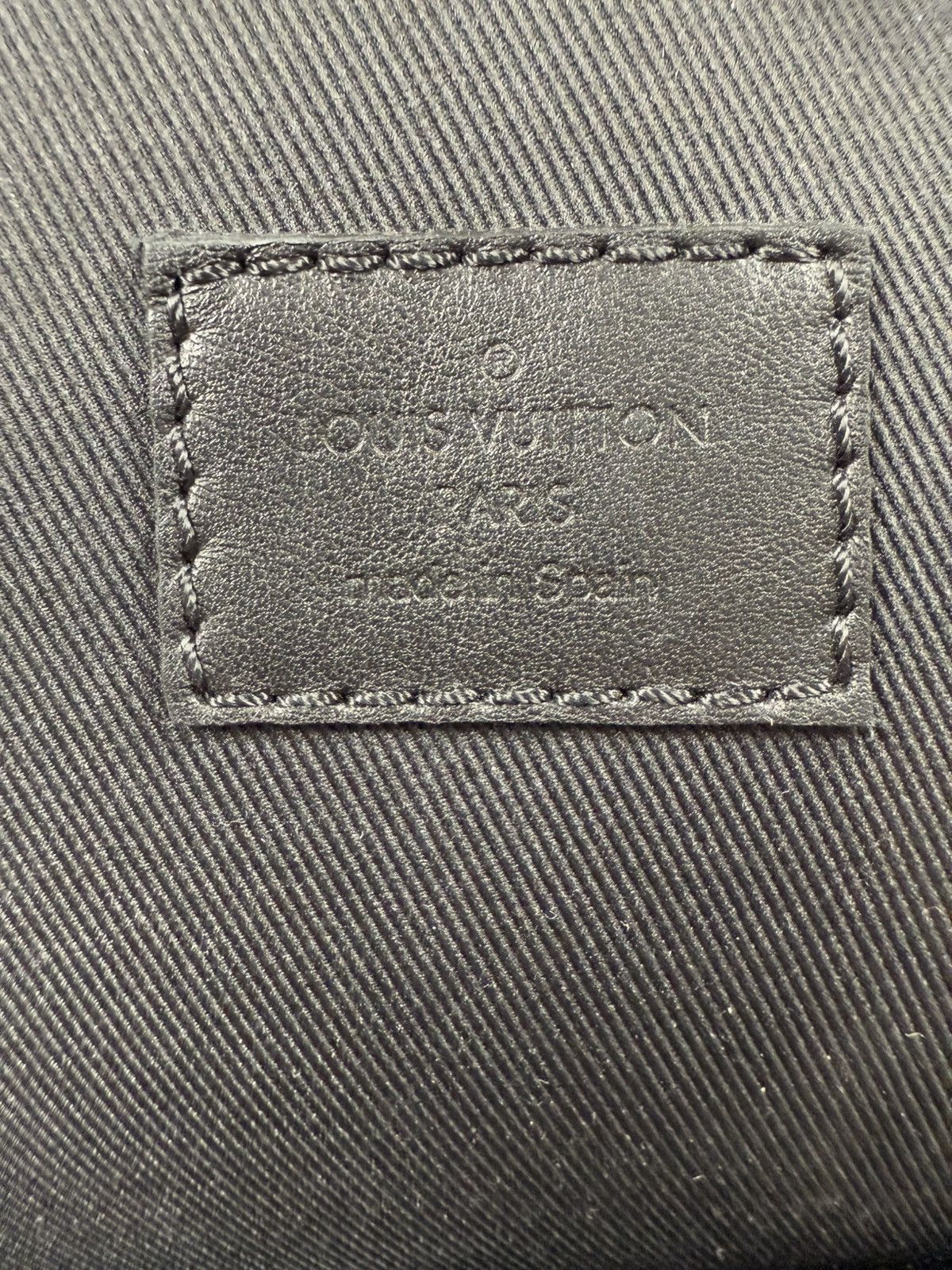 Louis Vuitton Racer Slingbag Size ONE SIZE - 8 Thumbnail