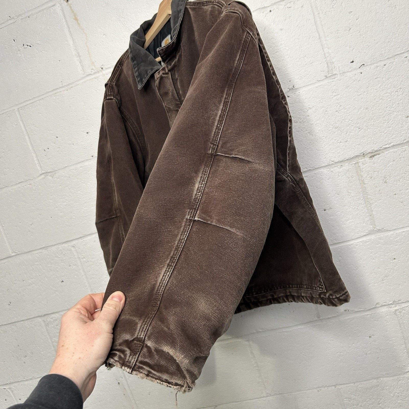 Carhartt Vintage Carhartt Quilted Traditional Jacket “Dark Brown” J22 Size US L / EU 52-54 / 3 - 9 Thumbnail