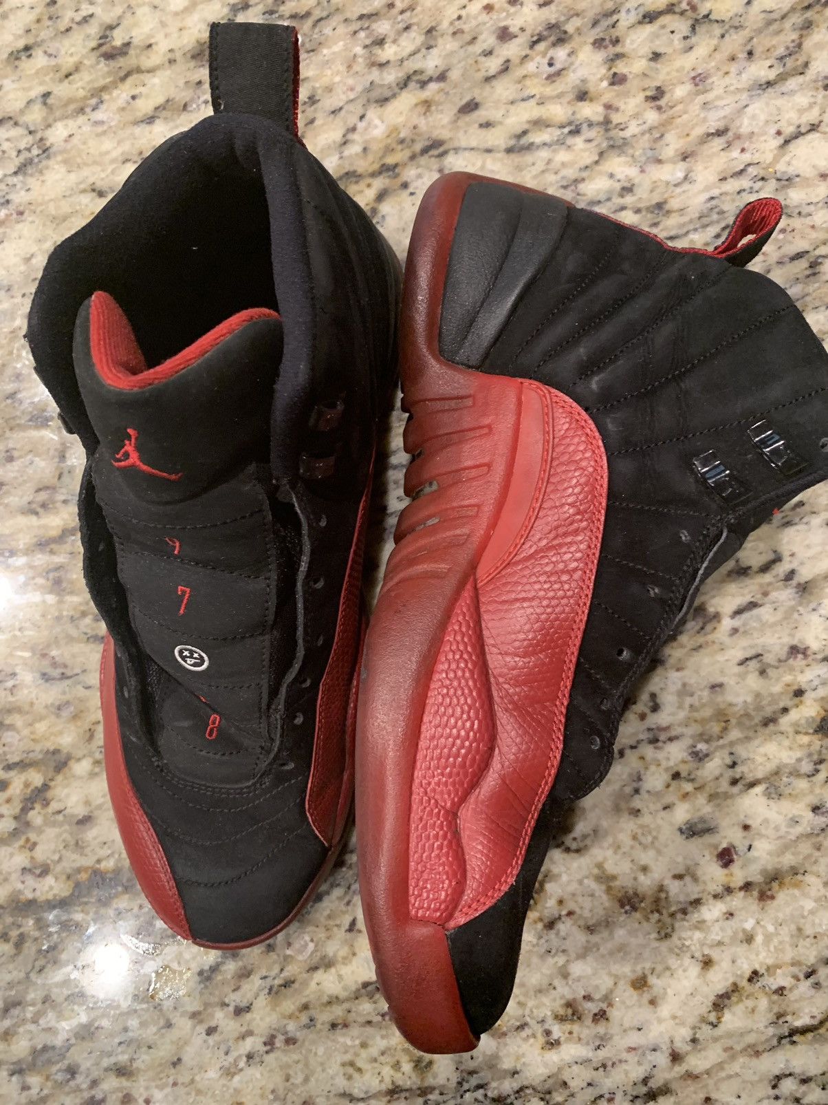 Nike Jordan 12 Retro flu game Size US 10.5 / EU 43-44 - 8 Thumbnail