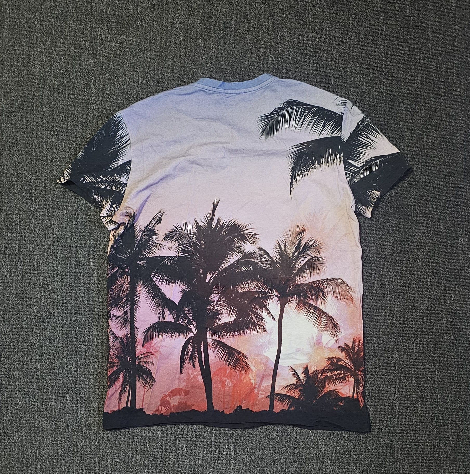 Balmain Balmain men's cocos t-shirts size L Size US L / EU 52-54 / 3 - 4 Thumbnail