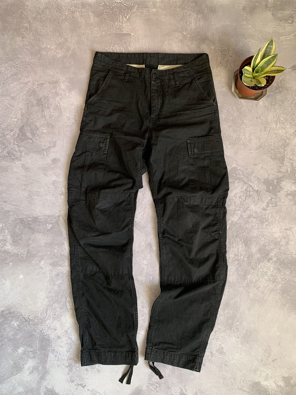 Carhartt 👀VINTAGE CARHARTT WIP FADED REGULAR CARGO PANTS BLACK Size US 29 - 4 Thumbnail