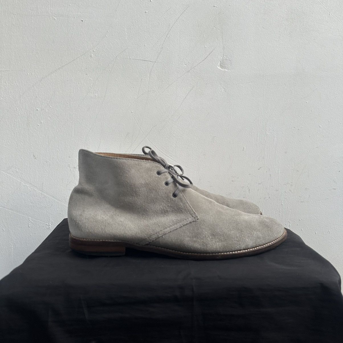 Acne Studios Acne Suede desert boots Size US 10.5 / EU 43-44 - 1 Thumbnail