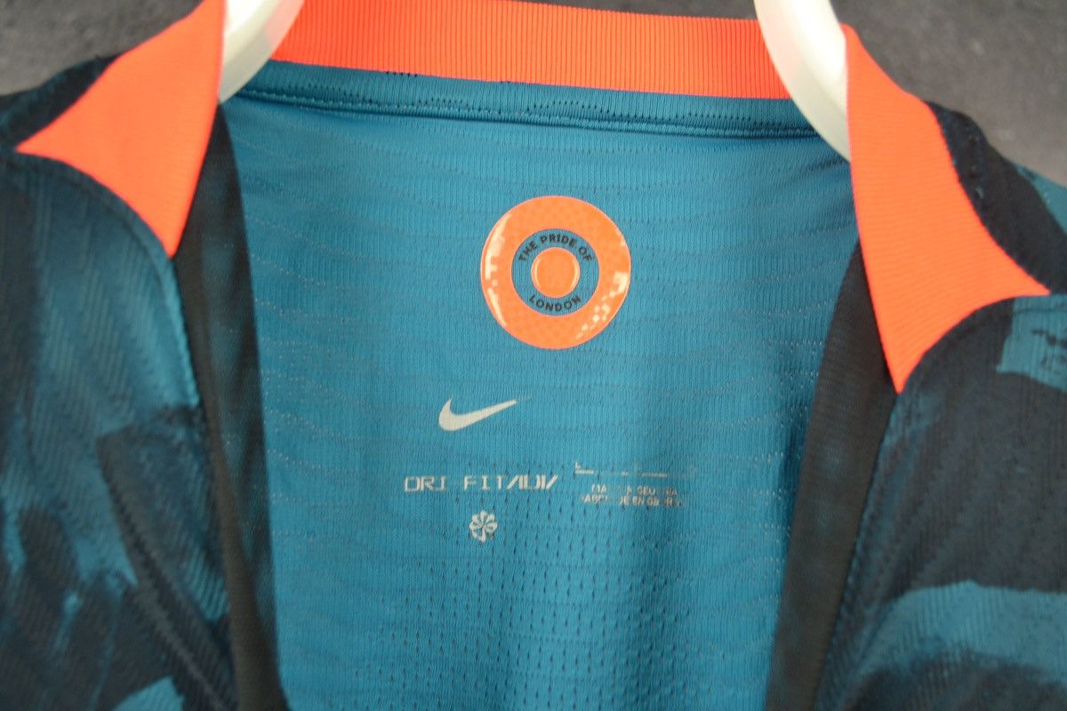Chelsea Soccer × Nike Chelsea 2021 2022 third Nike soccer jersey player version Size US L / EU 52-54 / 3 - 10 Thumbnail