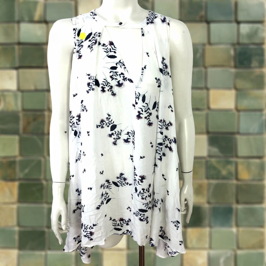 Free People Free People Small White Blue Boho Flowy Pullover Top Blouse NEW With DEFECT Size S / US 4 / IT 40 - 1 Thumbnail