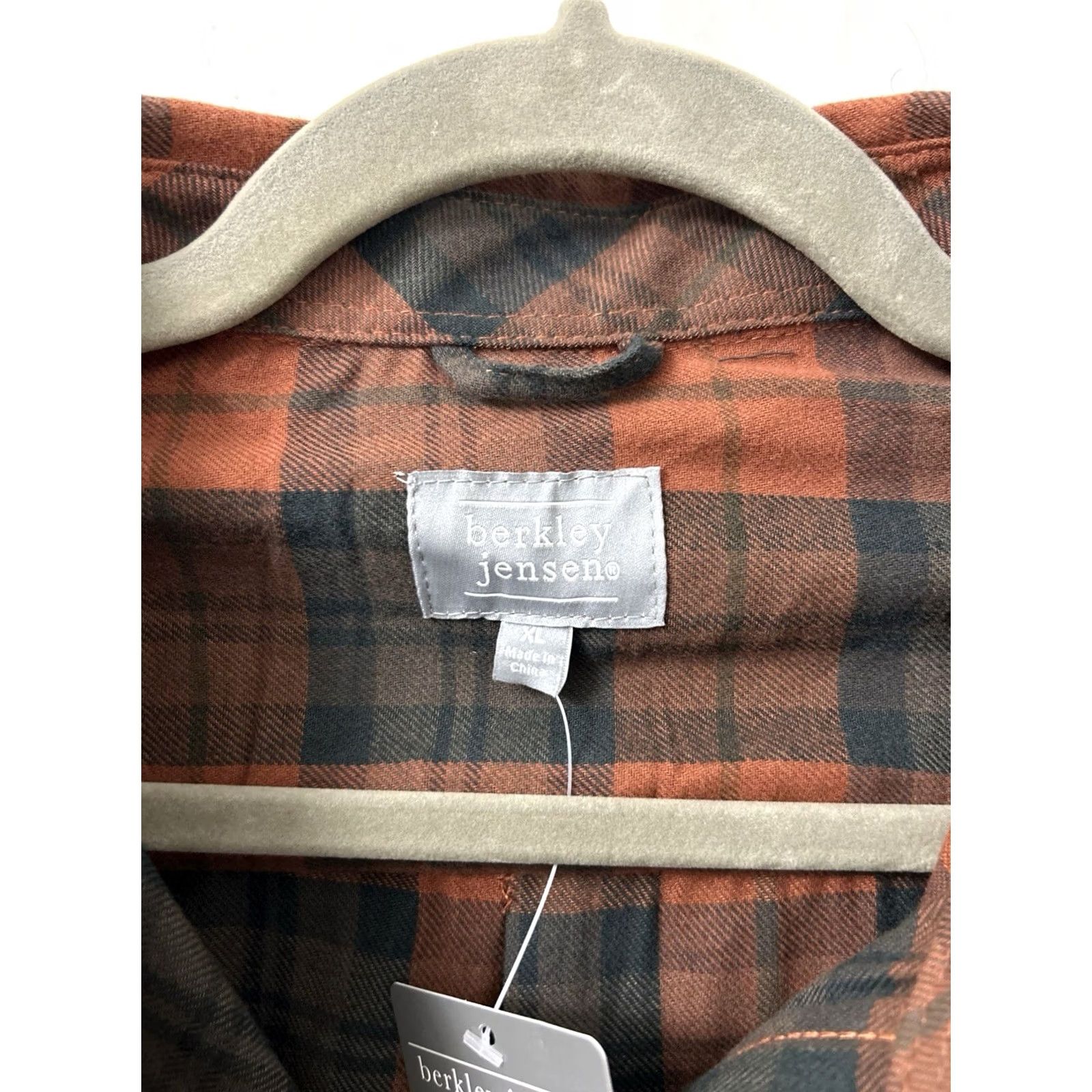 Vintage Berkley Jensen Flannel Shirt Mens XL Orange Plaid Button-Down Long Sleeve NWT Size US XL / EU 56 / 4 - 6 Thumbnail