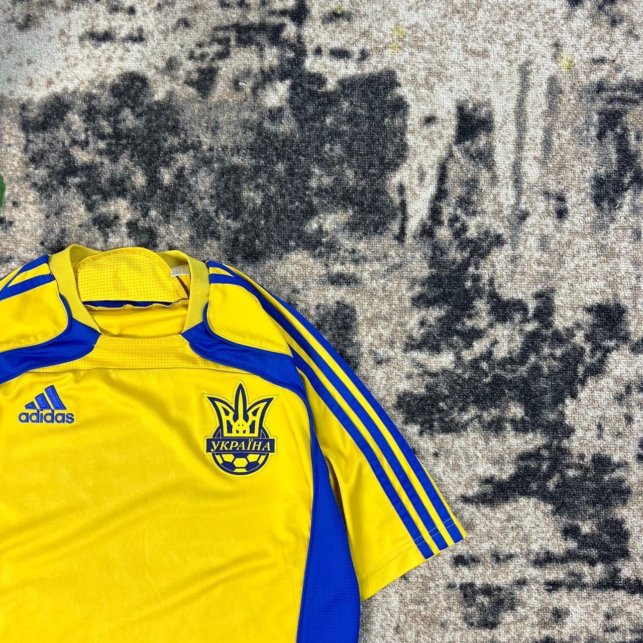 Adidas Adidas x Ukraine Vintage Y2K Home Soccer Jersey Size US M / EU 48-50 / 2 - 2 Thumbnail
