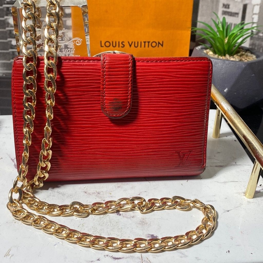 Louis Vuitton Authentic Louis Vuitton Epi Kisslock Wallet Size ONE SIZE - 2 Thumbnail