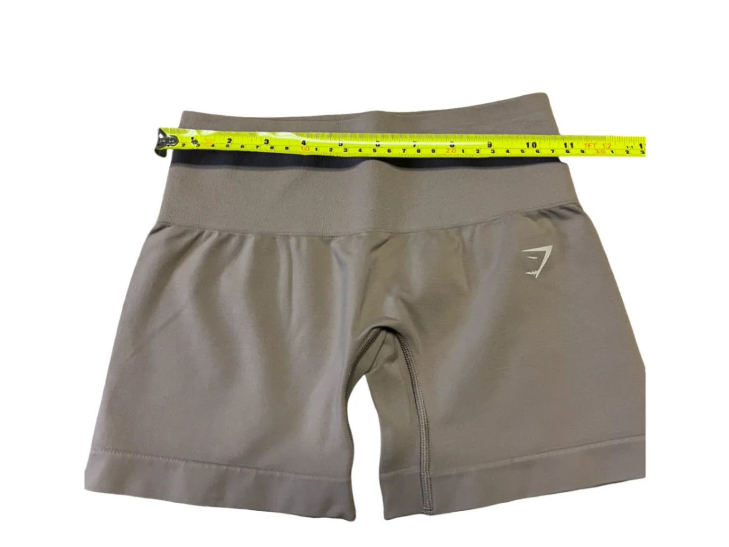 Gymshark Gymshark Womens Soft V1 Slit Shorts XS Pink/Gray Size 22" - 4 Thumbnail