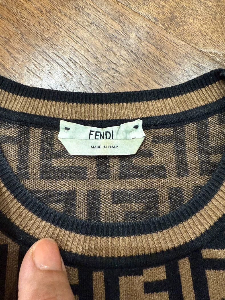 Fendi Fendi Classic logo short-sleeved knitwear Size US XXS / EU 40 - 3 Thumbnail