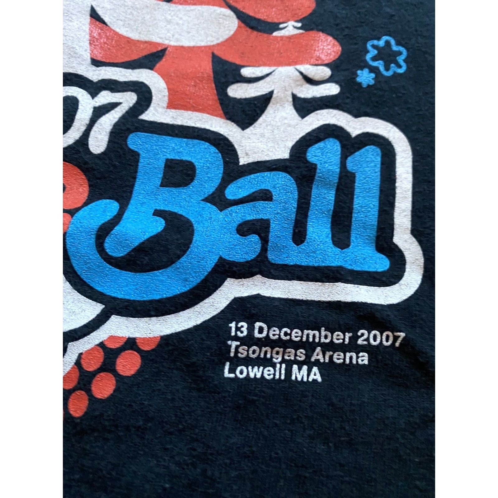 Gildan VINTAGE Small Kiss 108 Jingle Ball Concert Shirt Radio Good Charlotte Avril 2007 Black S Mens Slim Short Sleeve Crew Neck Cotton T-Shirt Size US S / EU 44-46 / 1 - 3 Thumbnail