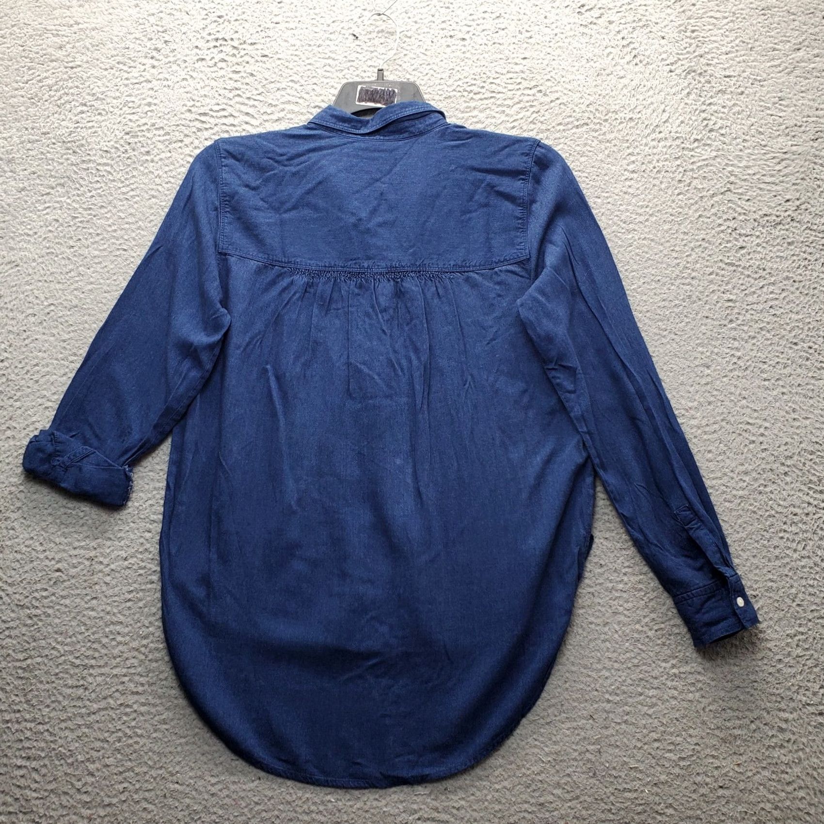 Loft LOFT Shirt Women Navy S Soft Stretch Long Sleeve Collared Button Up High Low Hem Size S Womens Size S / US 4 / IT 40 - 2 Thumbnail