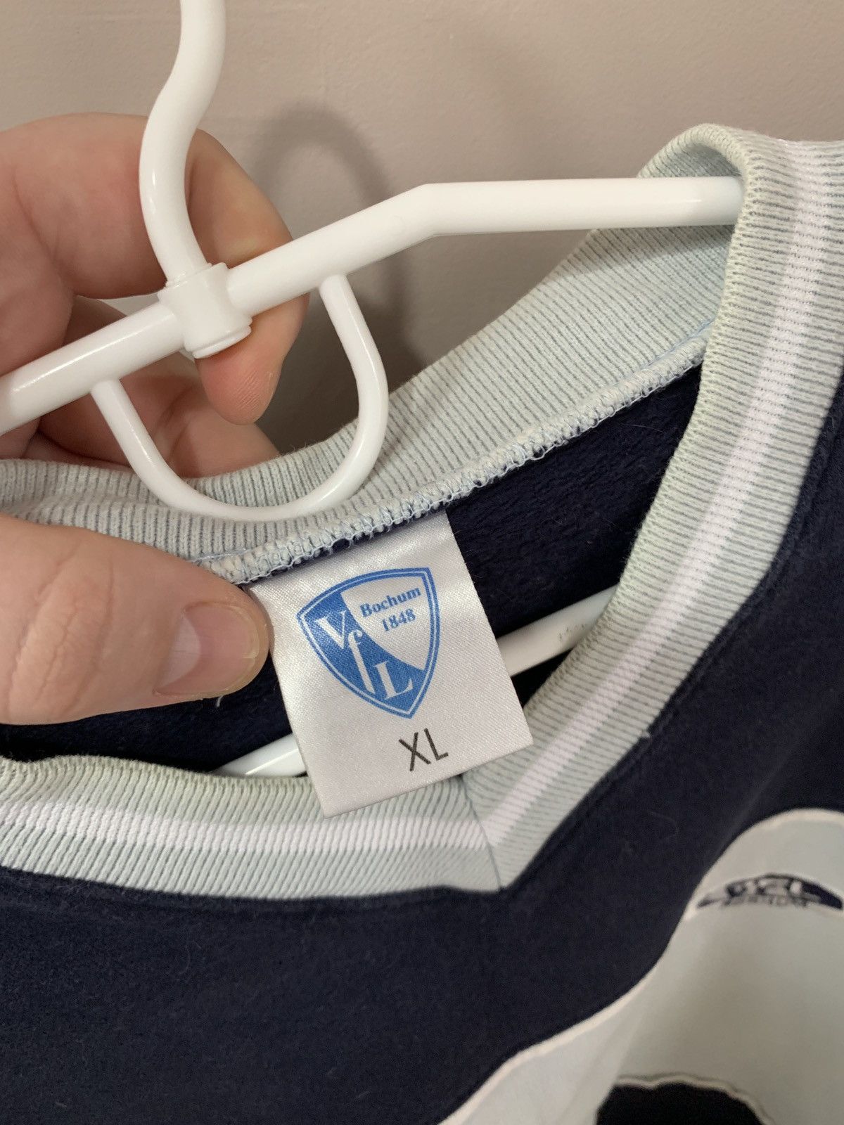 Vintage Bochum Vintage 90s Football Sweatshirt Retro Size XL Size US XL / EU 56 / 4 - 11 Thumbnail