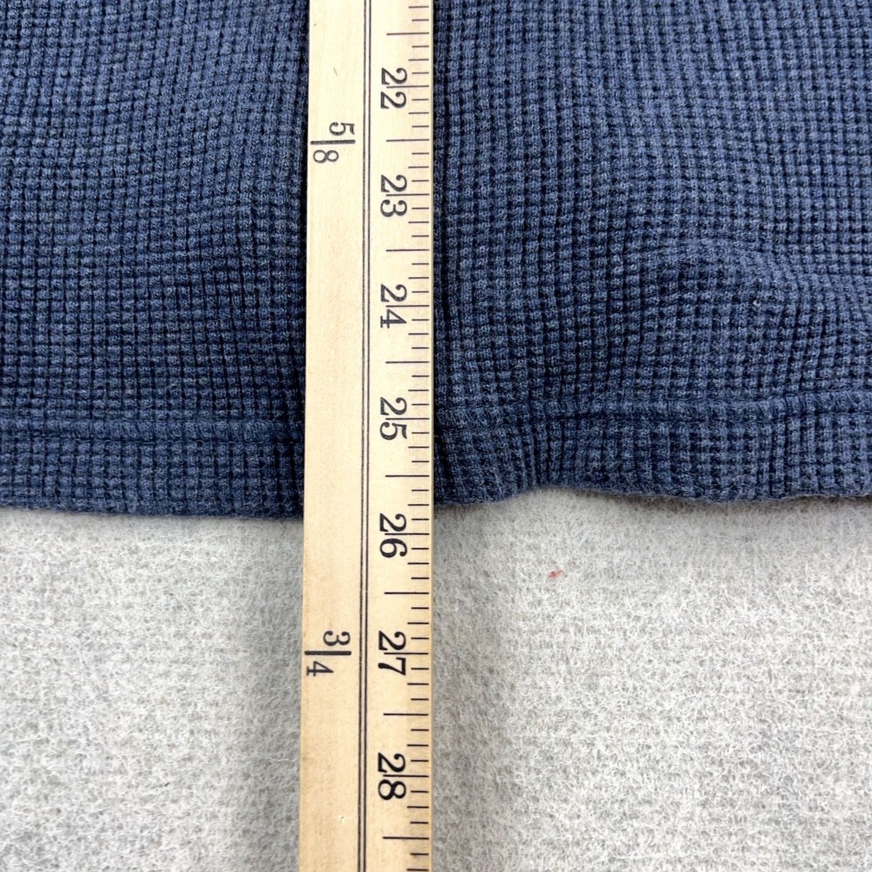 Vintage VINTAGE LL Bean Sweater Men Large Blue Waffle Knit Crewneck Thermal Pullover Signature Size US L / EU 52-54 / 3 - 6 Thumbnail