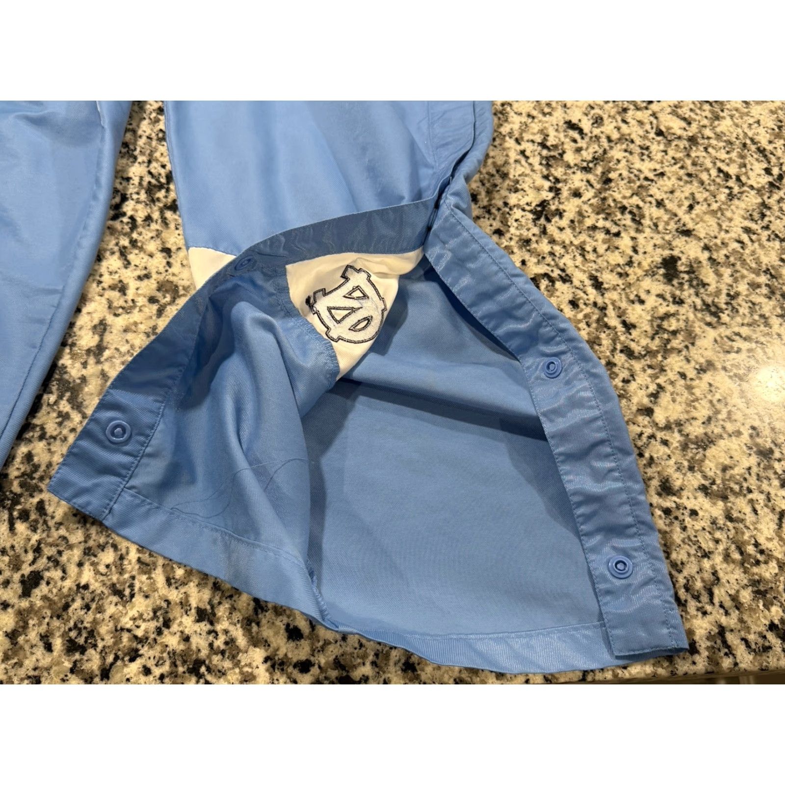 Nike Nike Air Jordan Jumpman UNC Snap Button Up Tear Away Jogger Pants Blue Medium Mens Size US 31 - 5 Thumbnail
