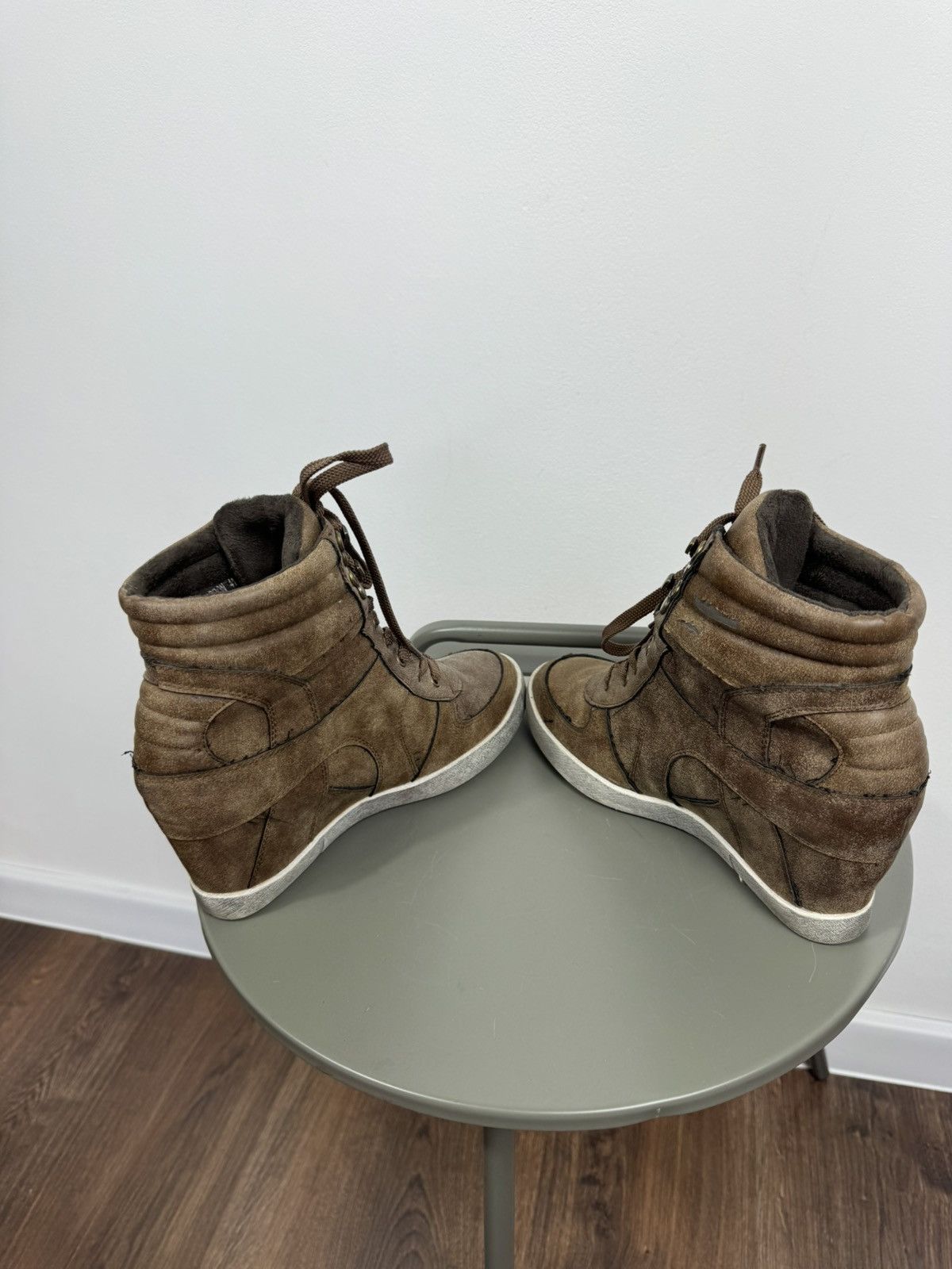 Other Suede High Top Wedge Sneakers Hidden Heel Shoes Women 41 Size US 9.5 / IT 39.5 - 7 Thumbnail