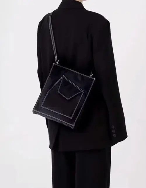 Japanese Brand Korean fashion black nylon crossbody bag shoulder bag Size ONE SIZE - 2 Thumbnail
