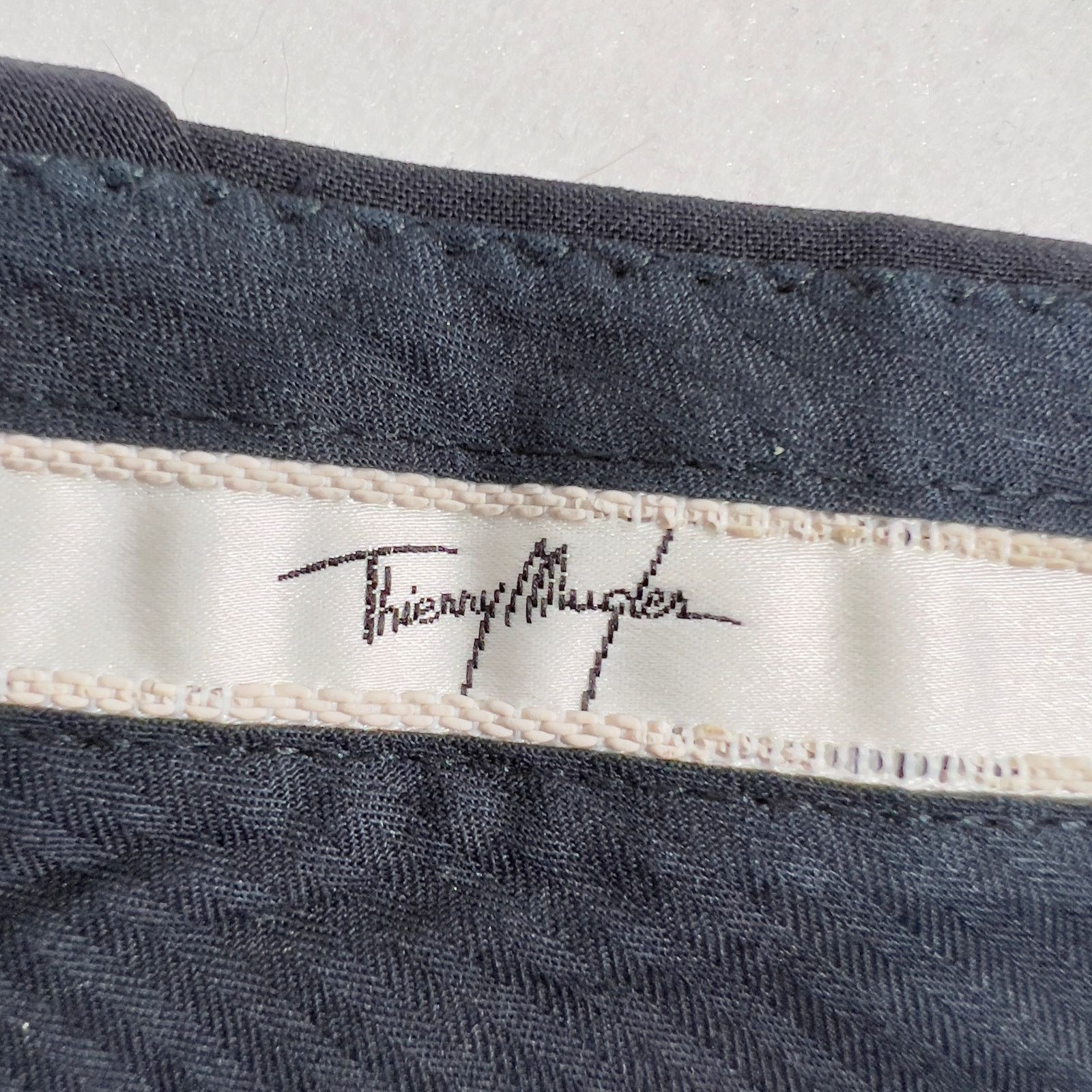 Thierry Mugler Dress Pants Thierry Mugler Paris Men's W39 x L31.5 Blue Size US 39 - 12 Thumbnail
