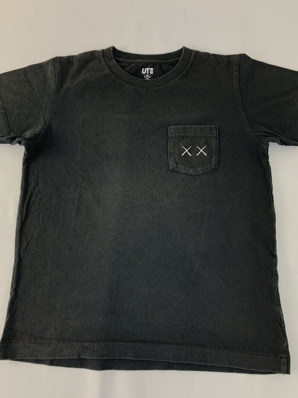 Kaws Kaws Sesame Street Single Pocket Art Logo Tee Size S / US 4 / IT 40 - 4 Thumbnail