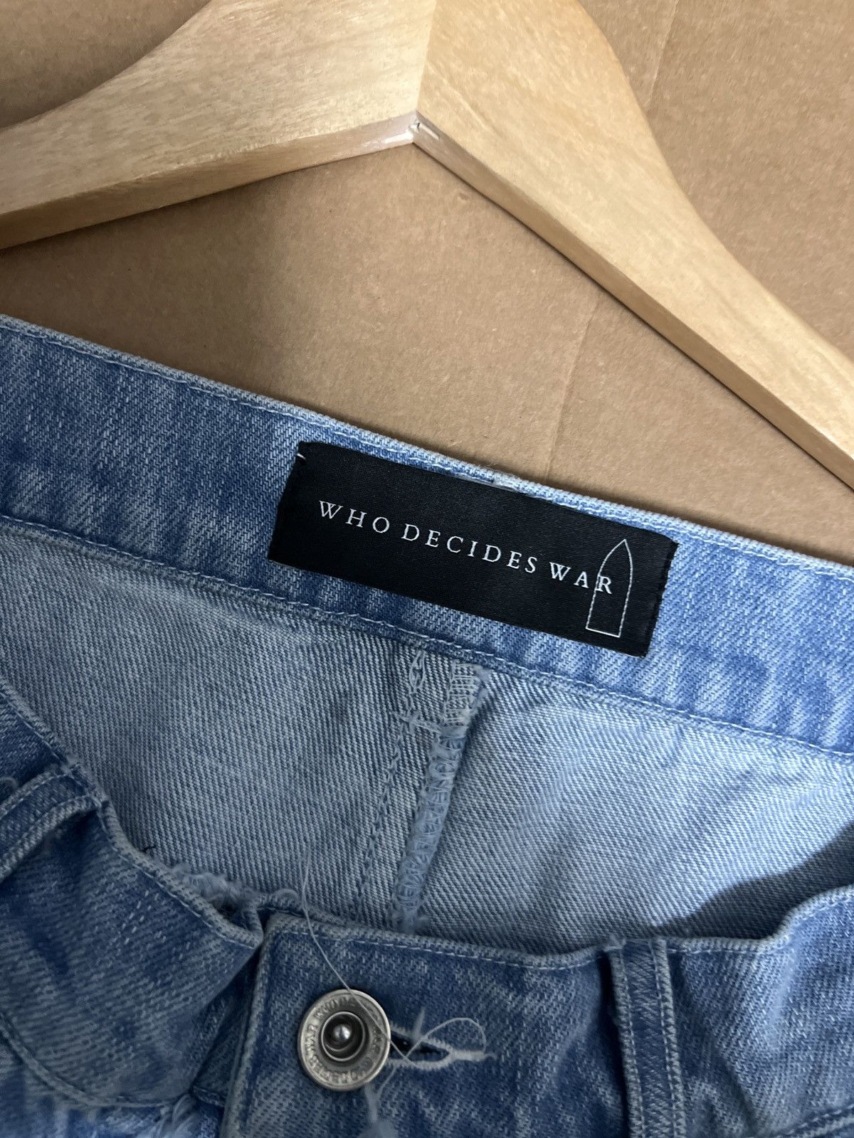 Who Decides War Original Sample pair Size US 30 / EU 46 - 11 Thumbnail