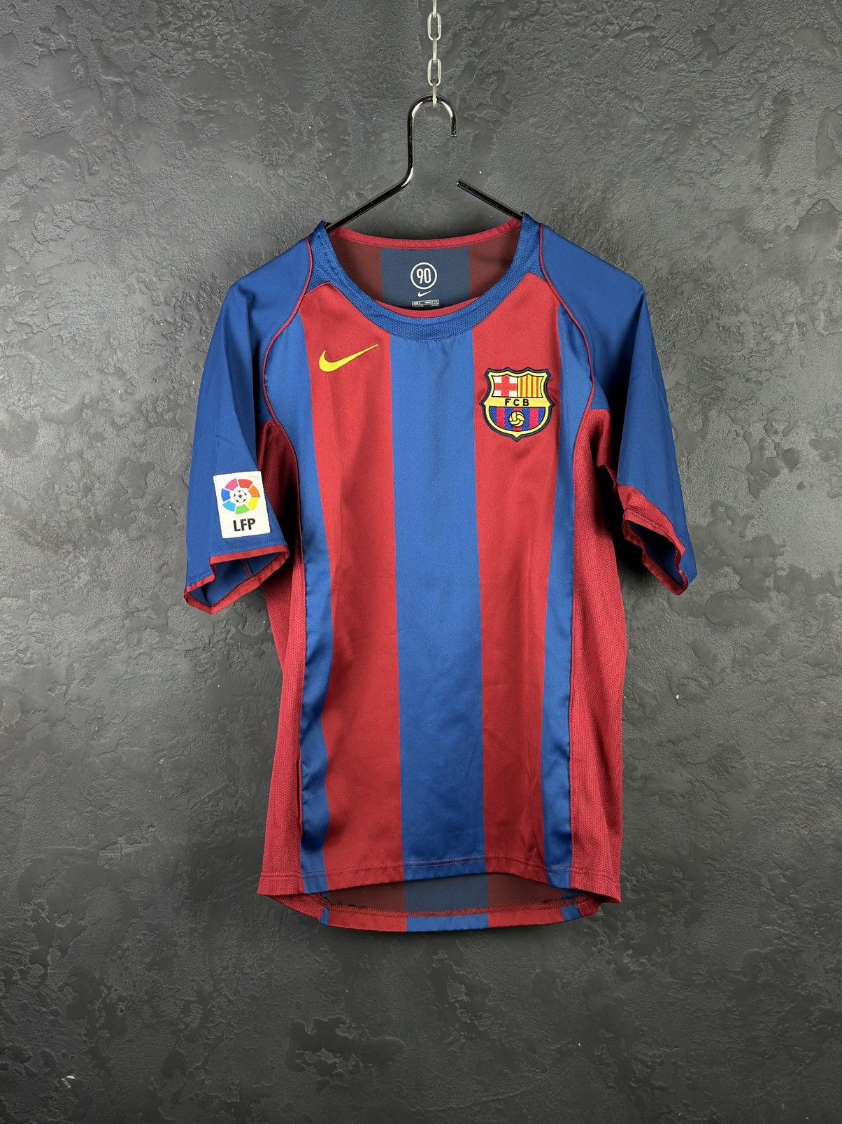Vintage FC Barcelona LARSSON #7 2004 Jersey Home Shirt Size US S / EU 44-46 / 1 - 2 Thumbnail