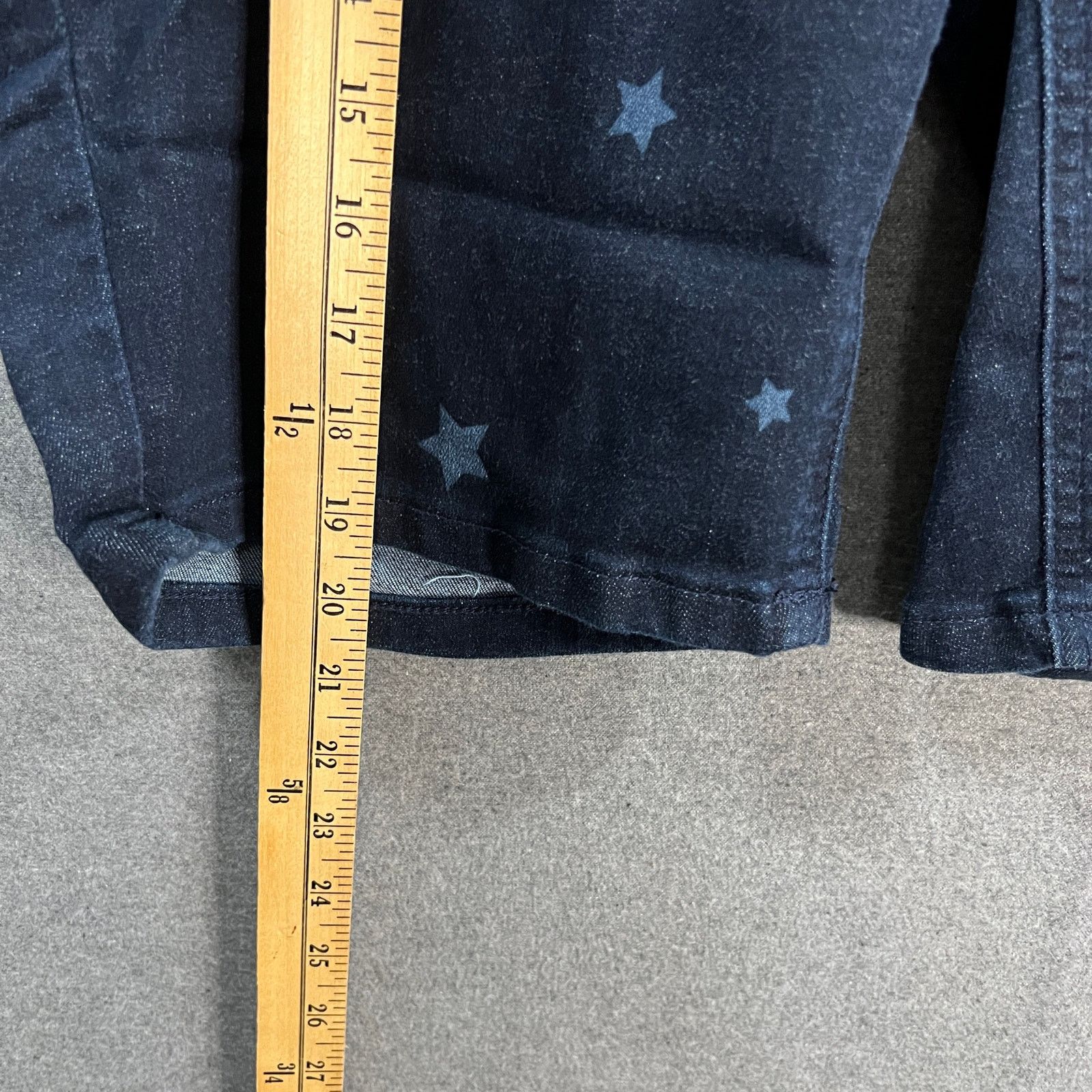 Other Denim & Co. Easy Stretch Denim Star Print Bermuda Shorts Size 34" / US 12 / IT 48 - 5 Thumbnail