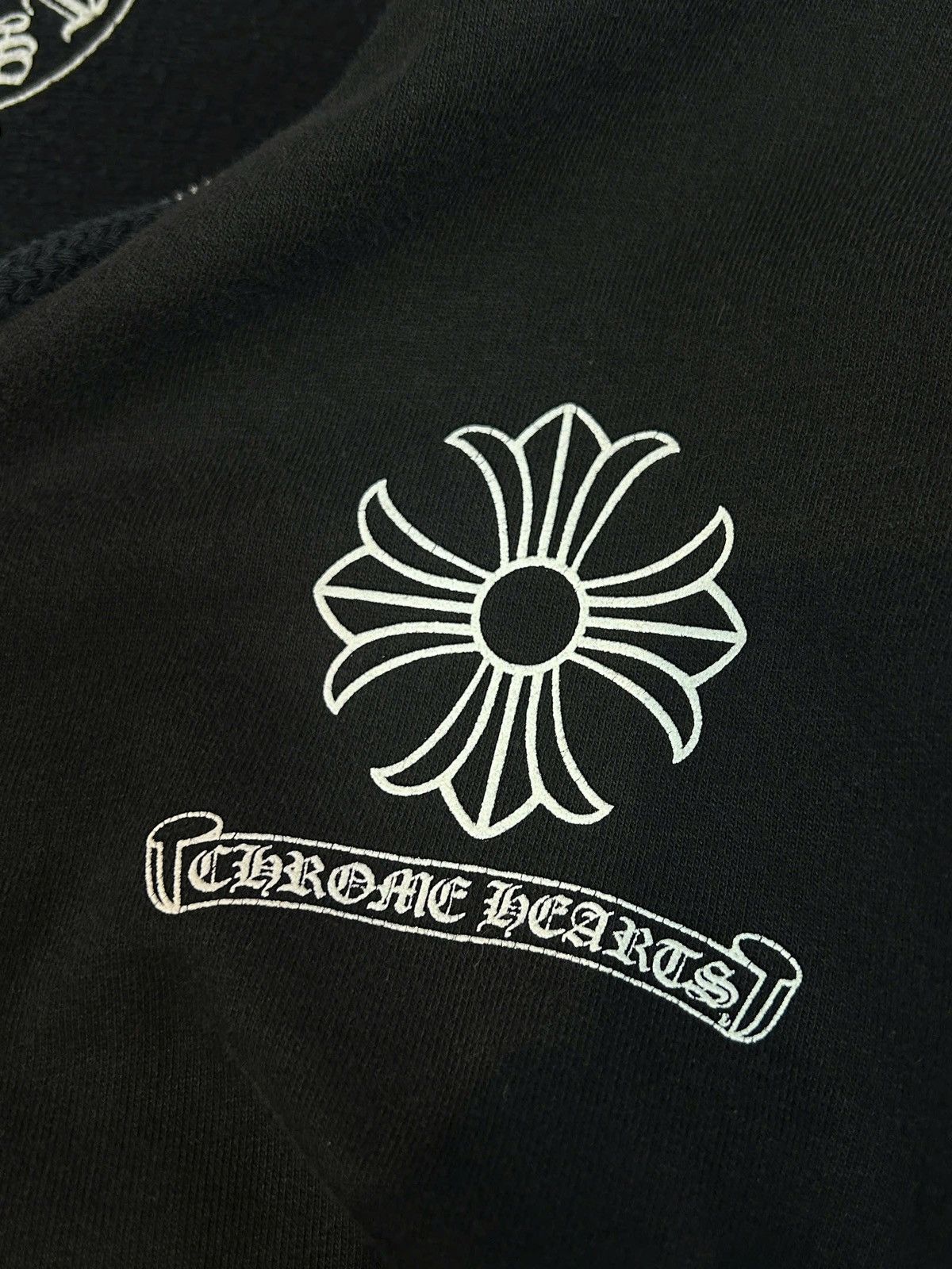 Chrome Hearts Chrome Hearts Cross Zip Hoodie Vintage Size US L / EU 52-54 / 3 - 8 Thumbnail