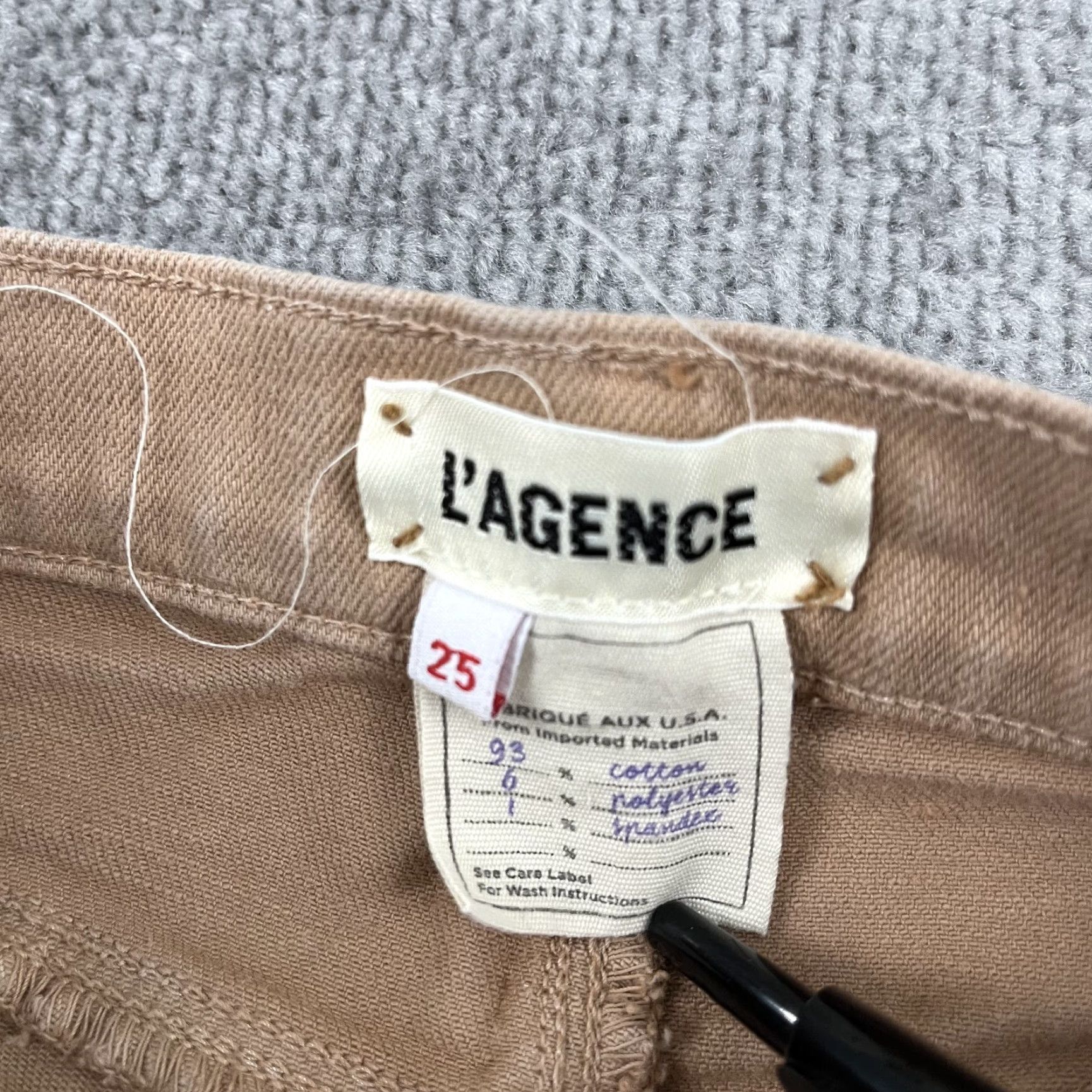 L'AGENCE L'agence Pants Womens Sz 25 / 26" Sada Cropped Slim High Rise Light Mocha Brown Jeans Pants Cropped Slim Fall Spring Summer Womens Size 42" / US 20 - 2 Thumbnail