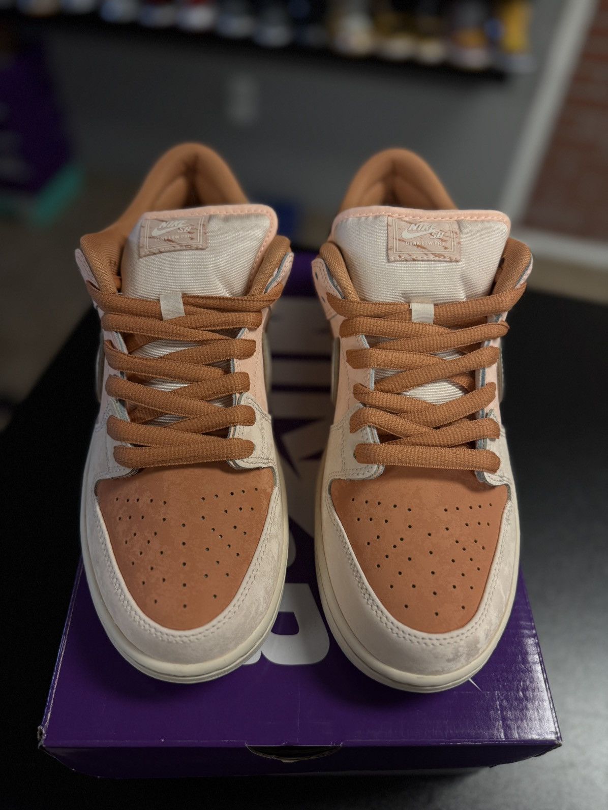 Nike 10.5 — Nike SB Dunk Low Trocadero Gardens (FV5926-200) Size US 10.5 / EU 43-44 - 4 Thumbnail