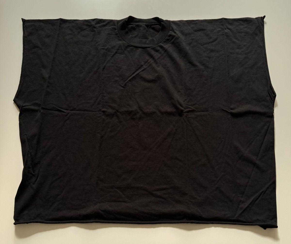 Kanye West × Yeezy Yeezy Yzy Black Tee - 3 Size US XL / EU 56 / 4 - 1 Thumbnail