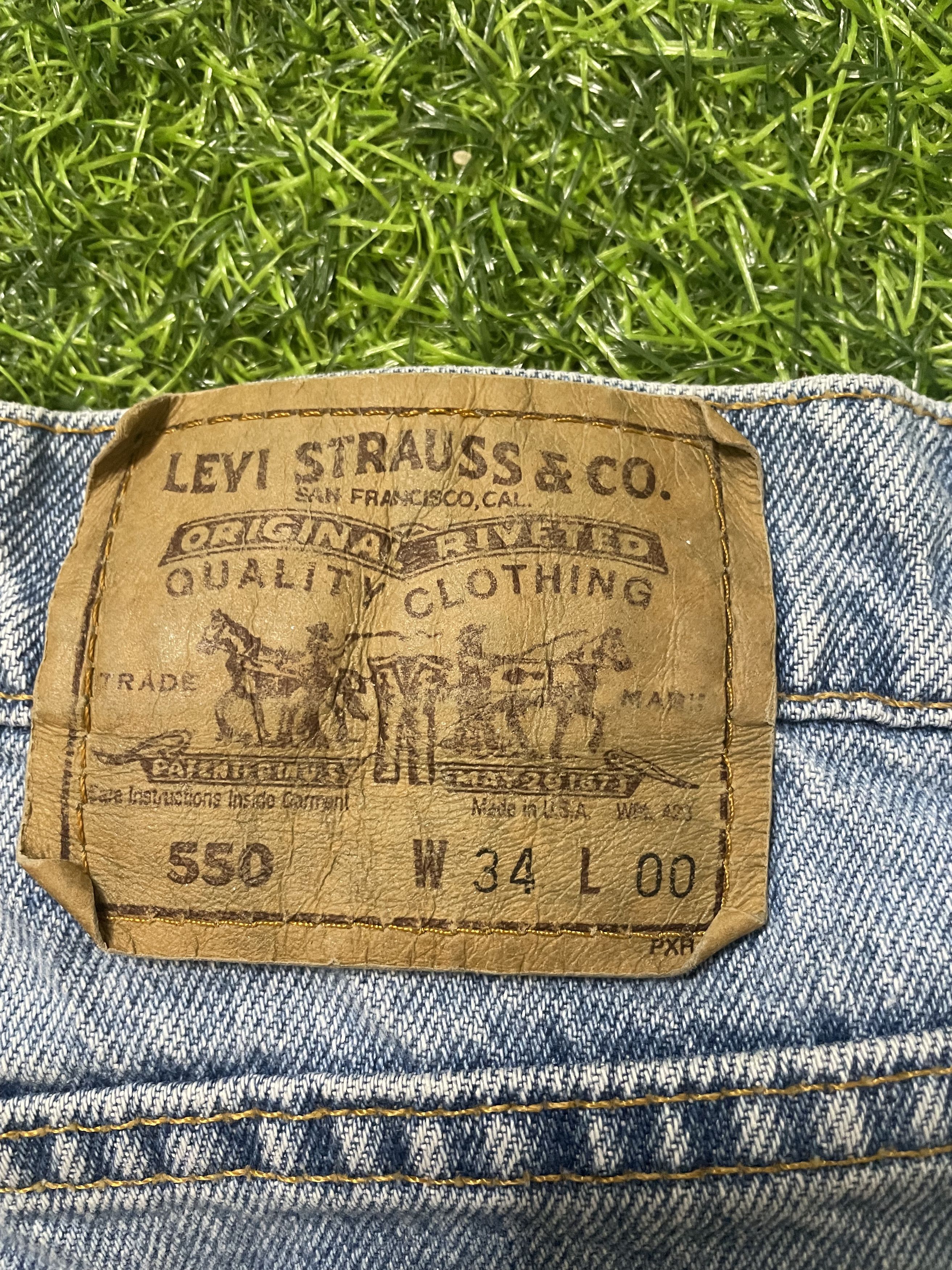 Levi's Vintage Clothing Levi's Orange tab Vintage 90s Jean shorts Size US 34 / EU 50 - 9 Thumbnail