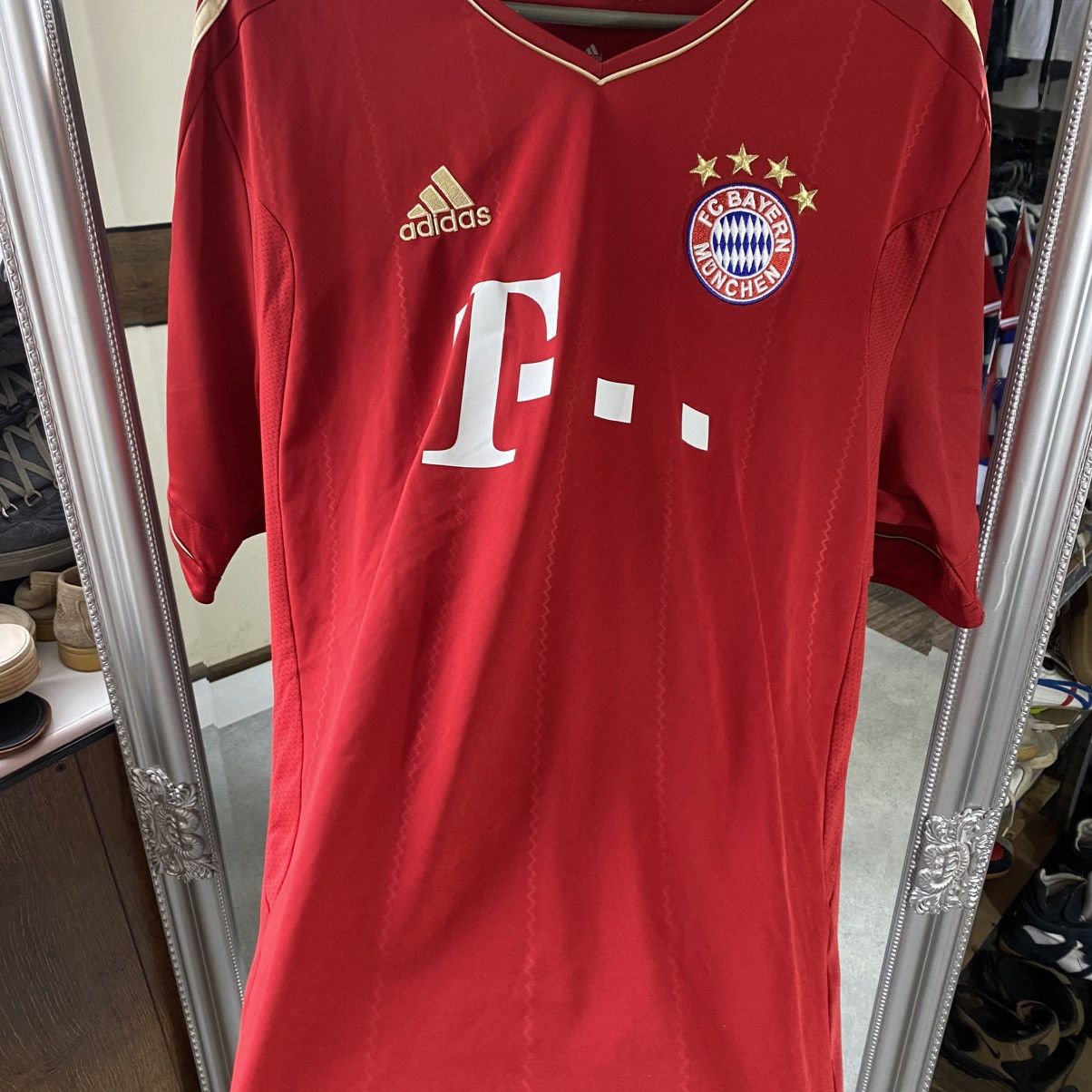 Adidas Alaba Bayern Munich 21 Home Jersey Size US L / EU 52-54 / 3 - 6 Thumbnail