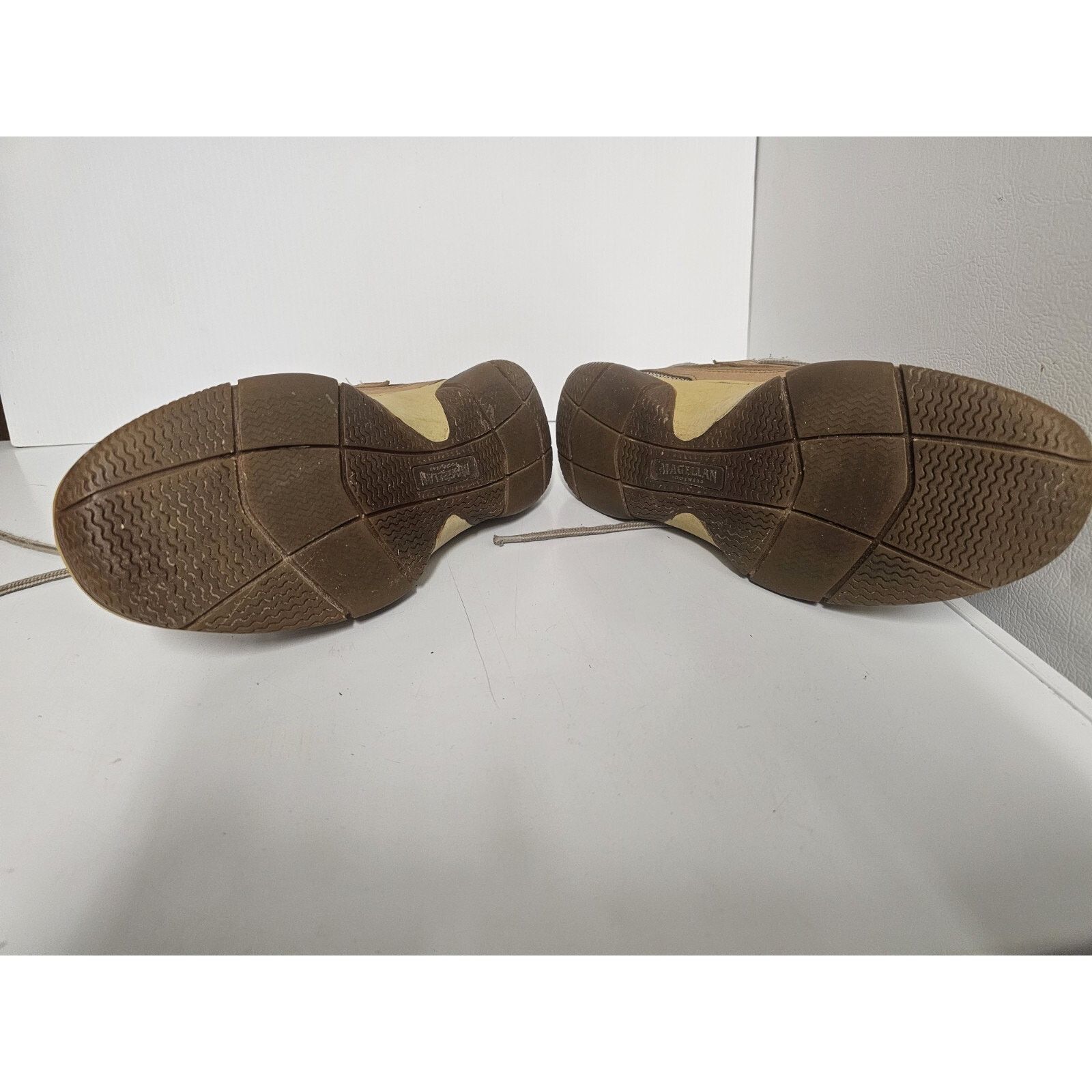 Other Magellan (Size 10) Leather Comfort Dress Loafers Size US 10 / EU 43 - 7 Thumbnail