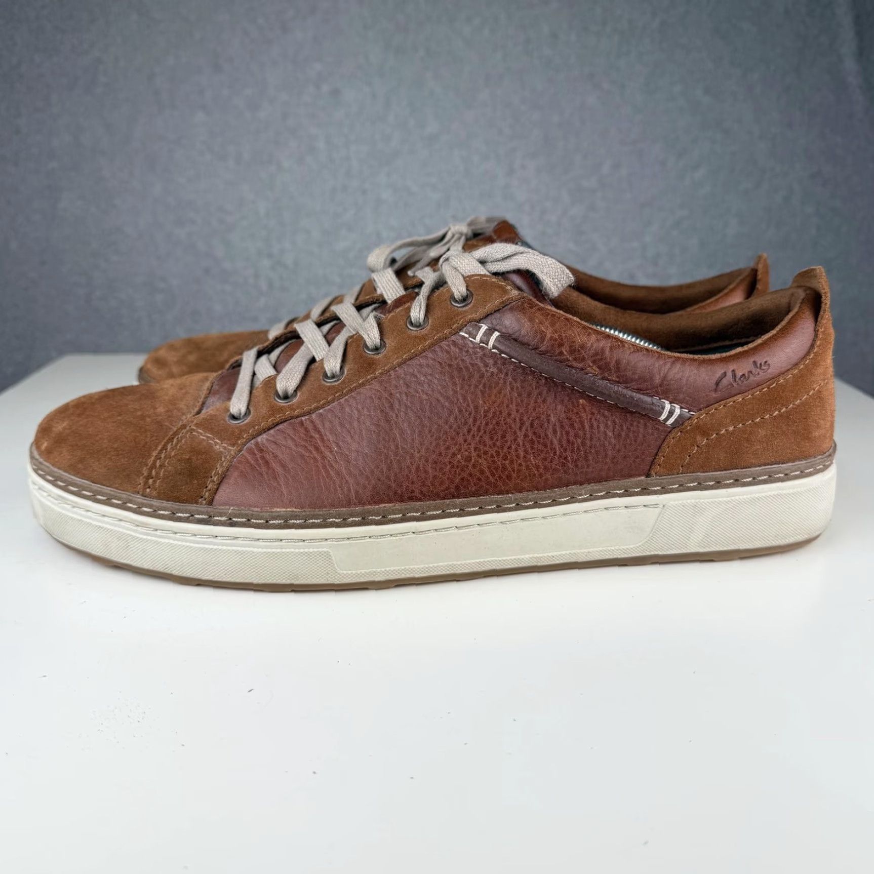 Clarks Clarks Sneakers Men's 13 Brown Leather Lorsen Edge Athletic/Leather Sneaker Mens 13 Brown Clarks Edge Leather Sneakers Size US 13 / EU 46 - 3 Thumbnail