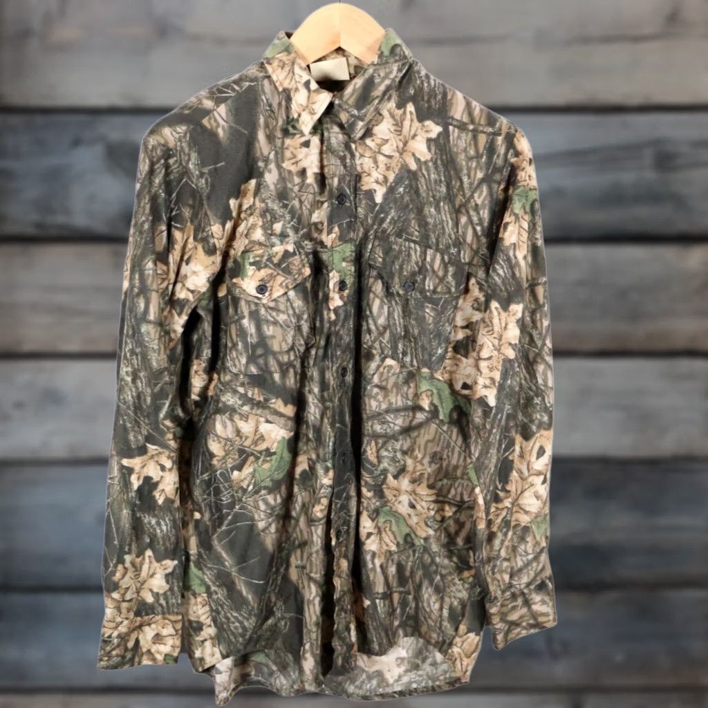 Vintage VINTAGE Westark Camouflage Shirt Mens Large Green Mossy Oak Breakup Camo Camouflage 80s 90s Retro Workwear Button-Up Short Sleeve Size US L / EU 52-54 / 3 - 1 Thumbnail