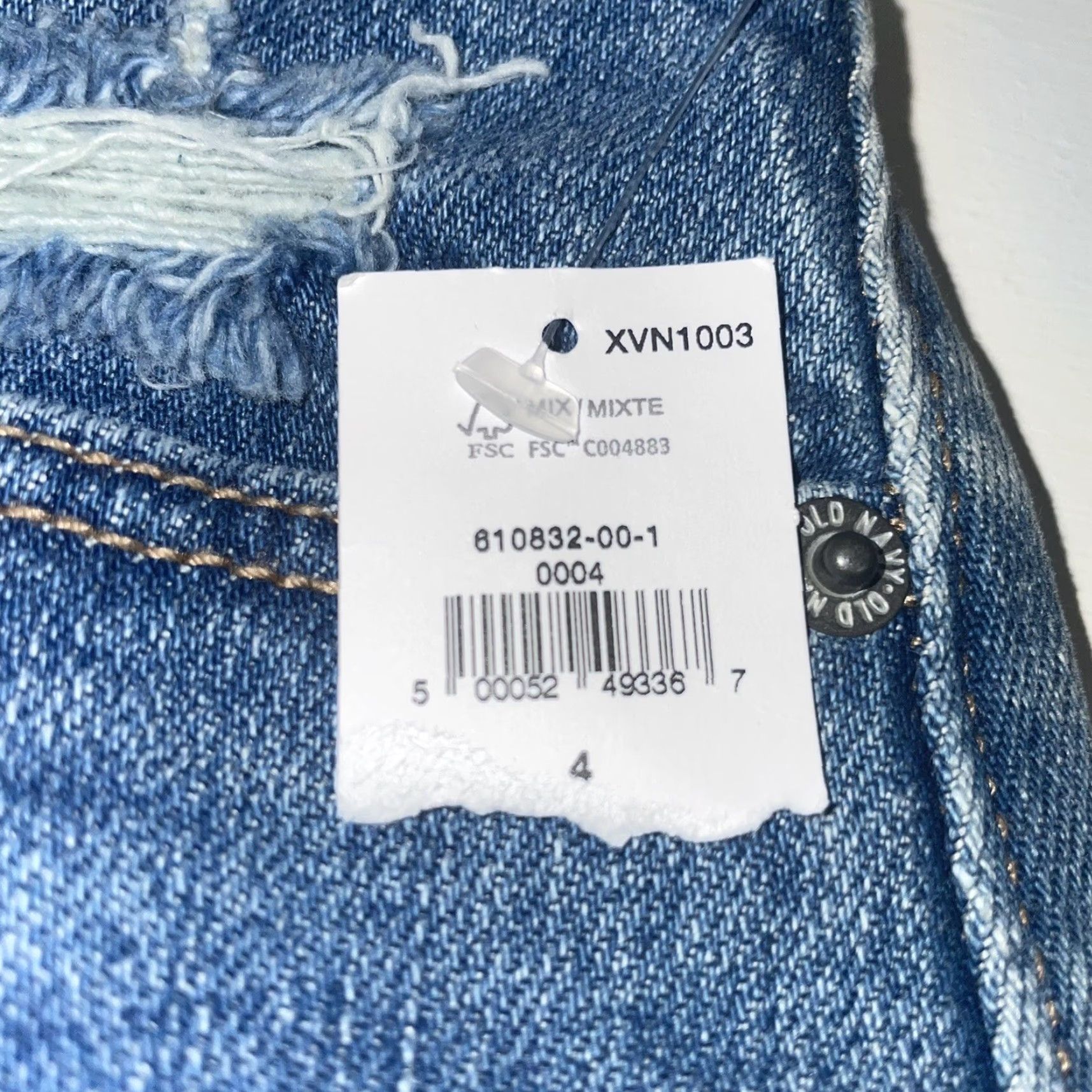 Old Navy VINTAGE? Old Navy Blue Jean Skirt Women Size 4 Distressed Style New NWT RN#160476 Size 27" / US 4 / IT 40 - 6 Thumbnail
