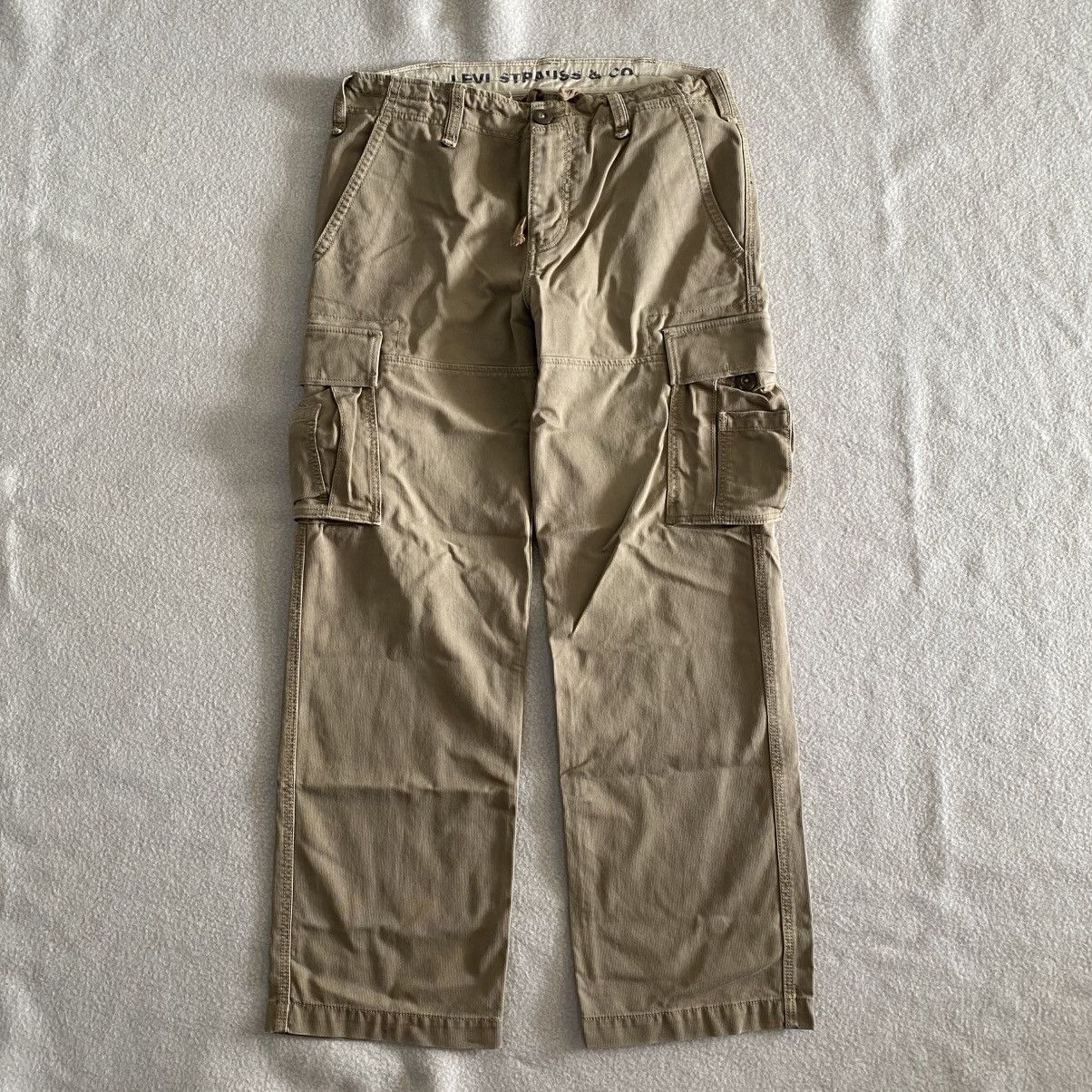 Levi's Vintage Clothing × Vintage Vintage Y2K Levis Cargo Pants w36 Size US 36 / EU 52 - 1 Thumbnail