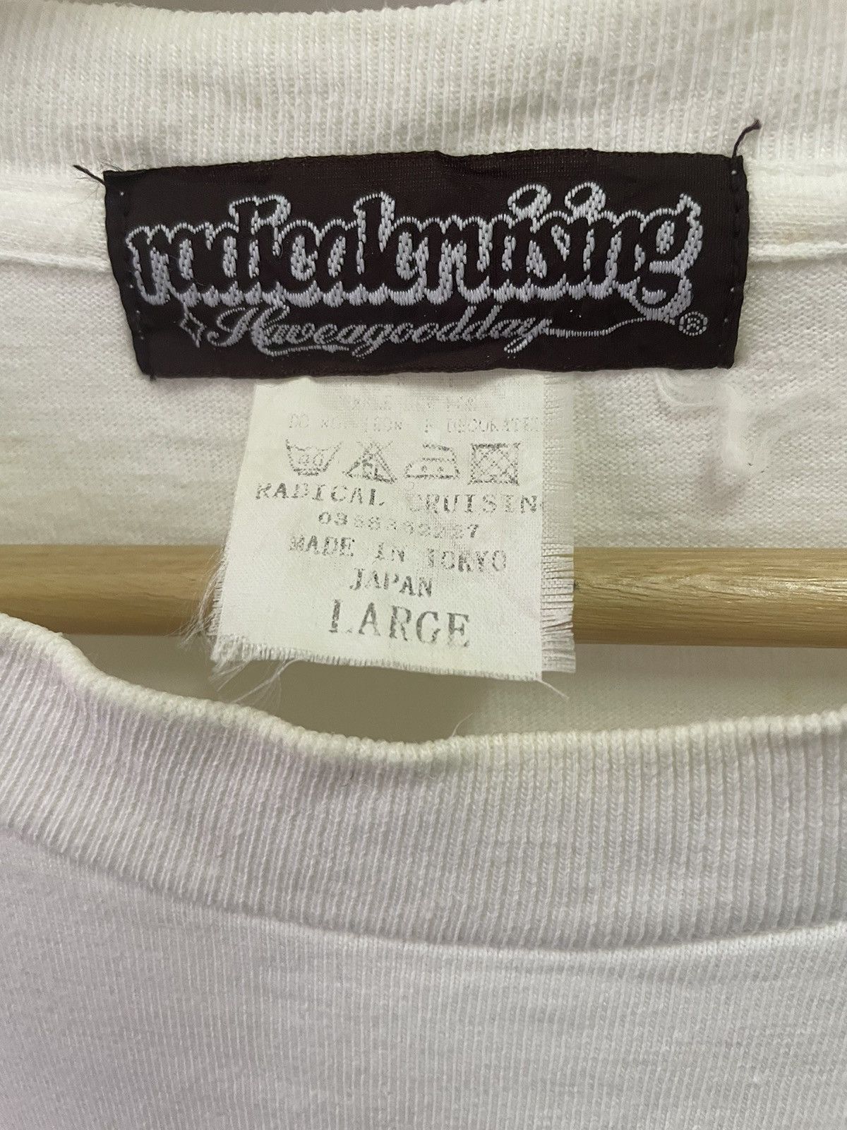 Band Tees Vintage Radical Cruising Rappers Singer Printed Size US L / EU 52-54 / 3 - 5 Thumbnail