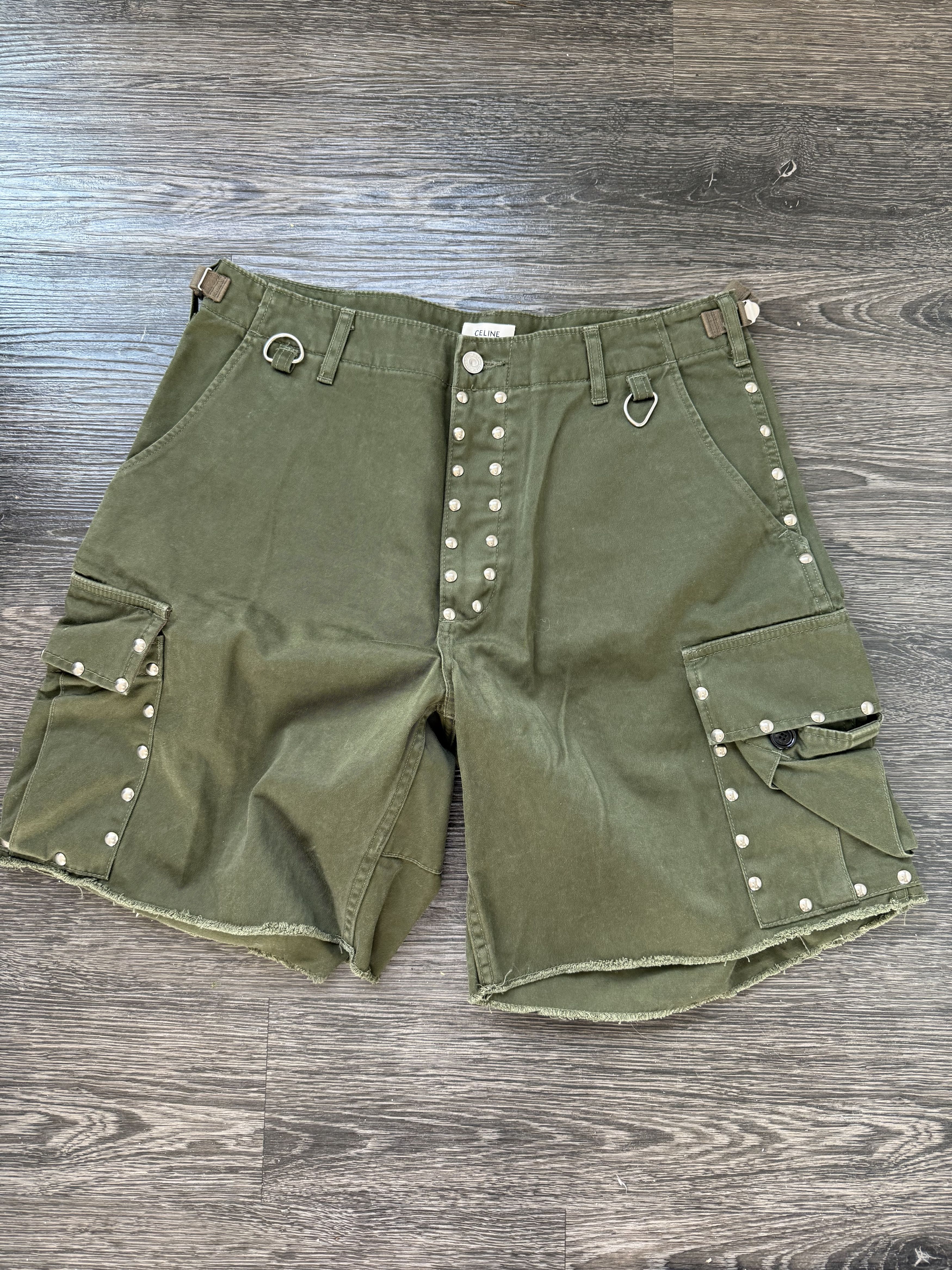 Celine Celine military studded cargo shorts Size US 36 / EU 52 - 1 Thumbnail