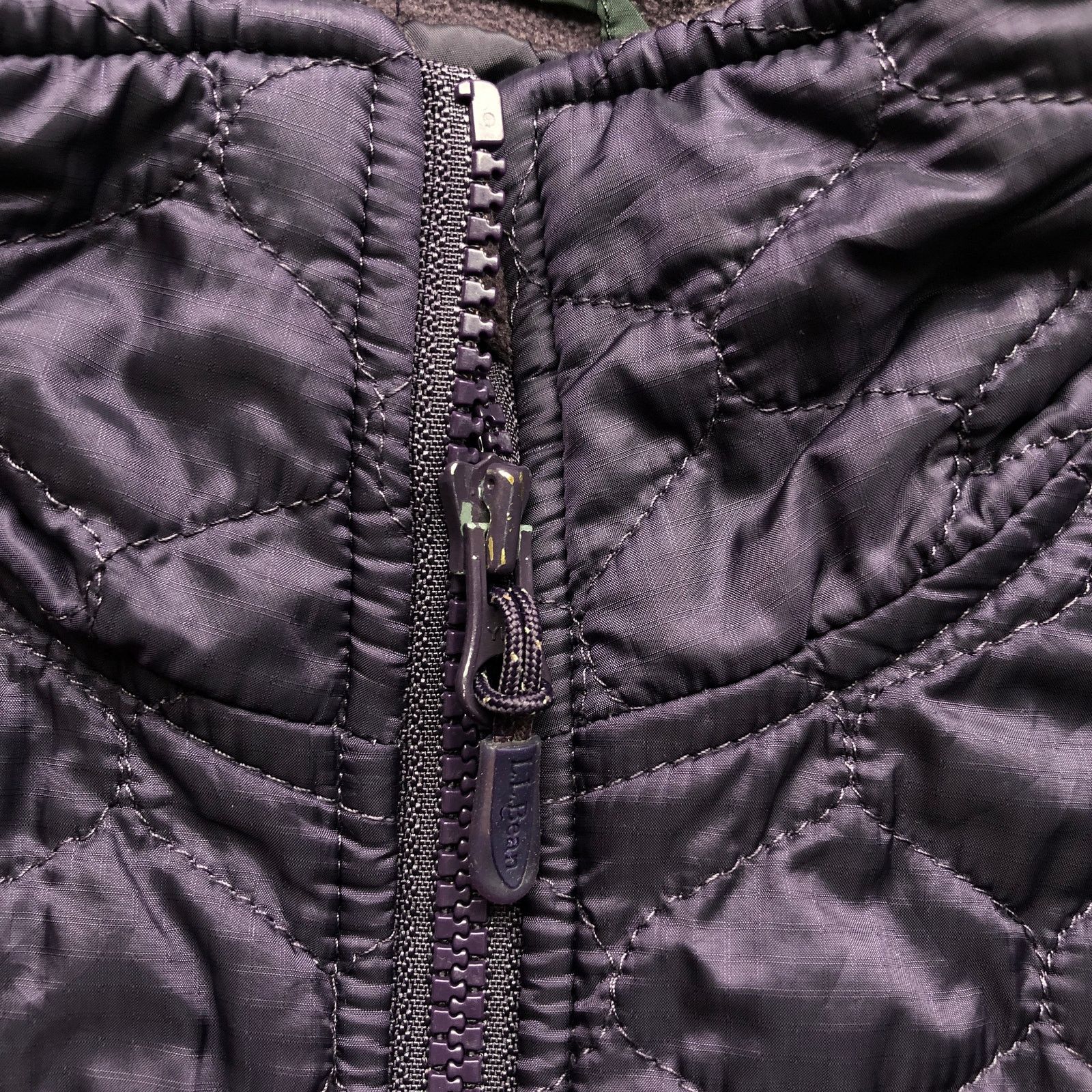 L.L. Bean LL Bean Thinsulate Insulation Quilted Vest Jacket Womens Size S / US 4 / IT 40 - 6 Thumbnail