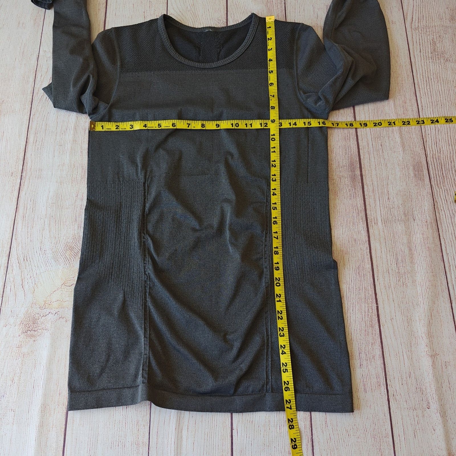 Fabletics Fabletics Eureka Fitted Seamless Crew Neck Top sz L Size L / US 10 / IT 46 - 9 Thumbnail