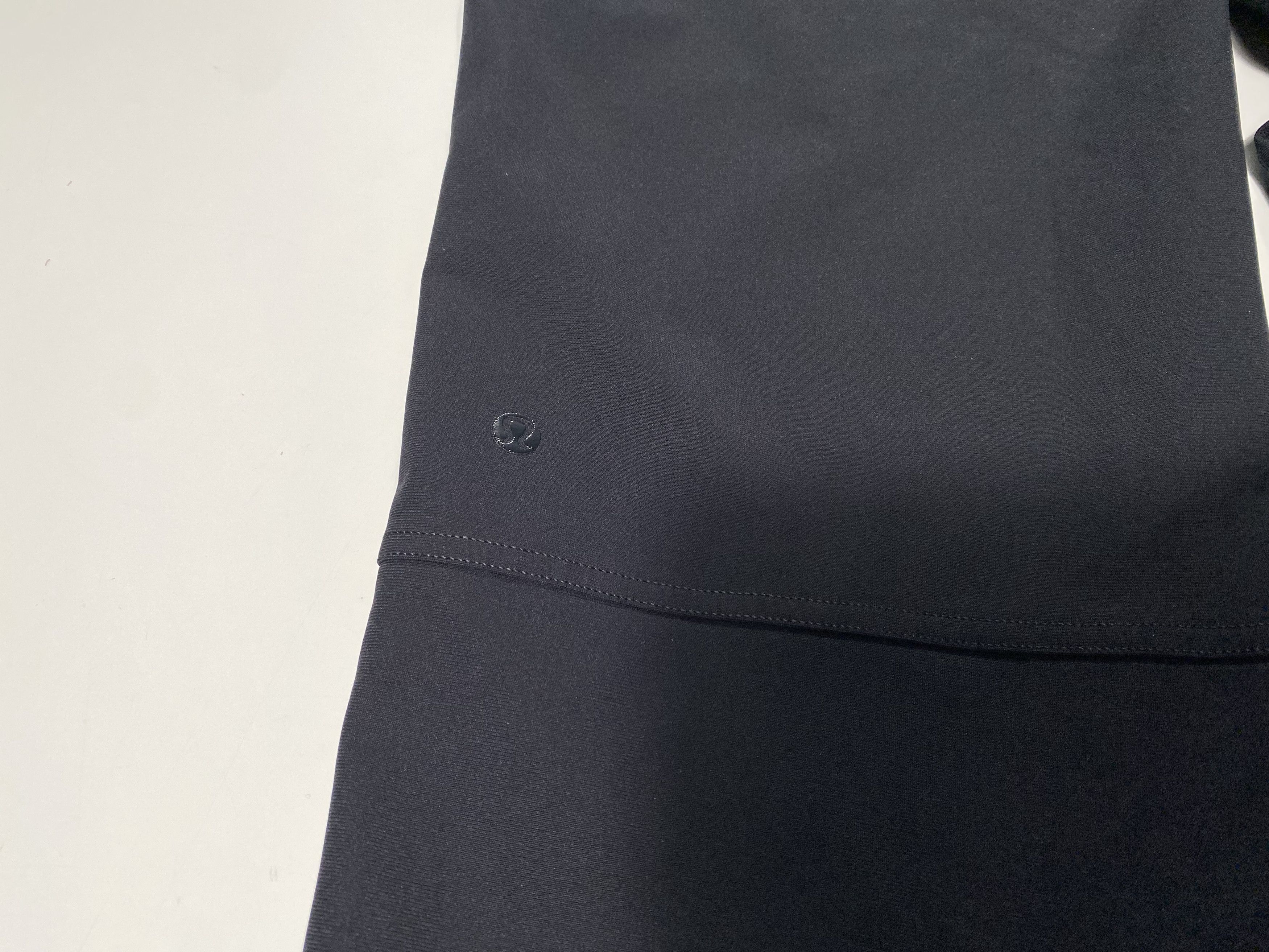 Lululemon Lululemon Slim Fit Commission Pants Black 32x30 Size US 32 / EU 48 - 5 Thumbnail