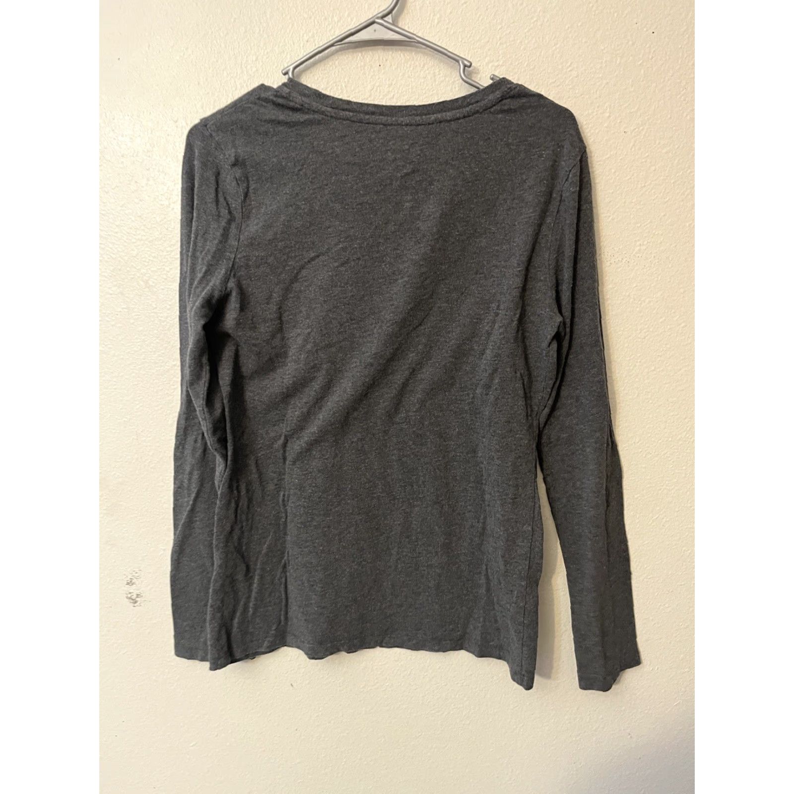 Banana Republic Banana Republic T Shirt - Gray - M - Long Sleeve V-Neck Blouse Shirt Womens Size M / US 6-8 / IT 42-44 - 3 Thumbnail