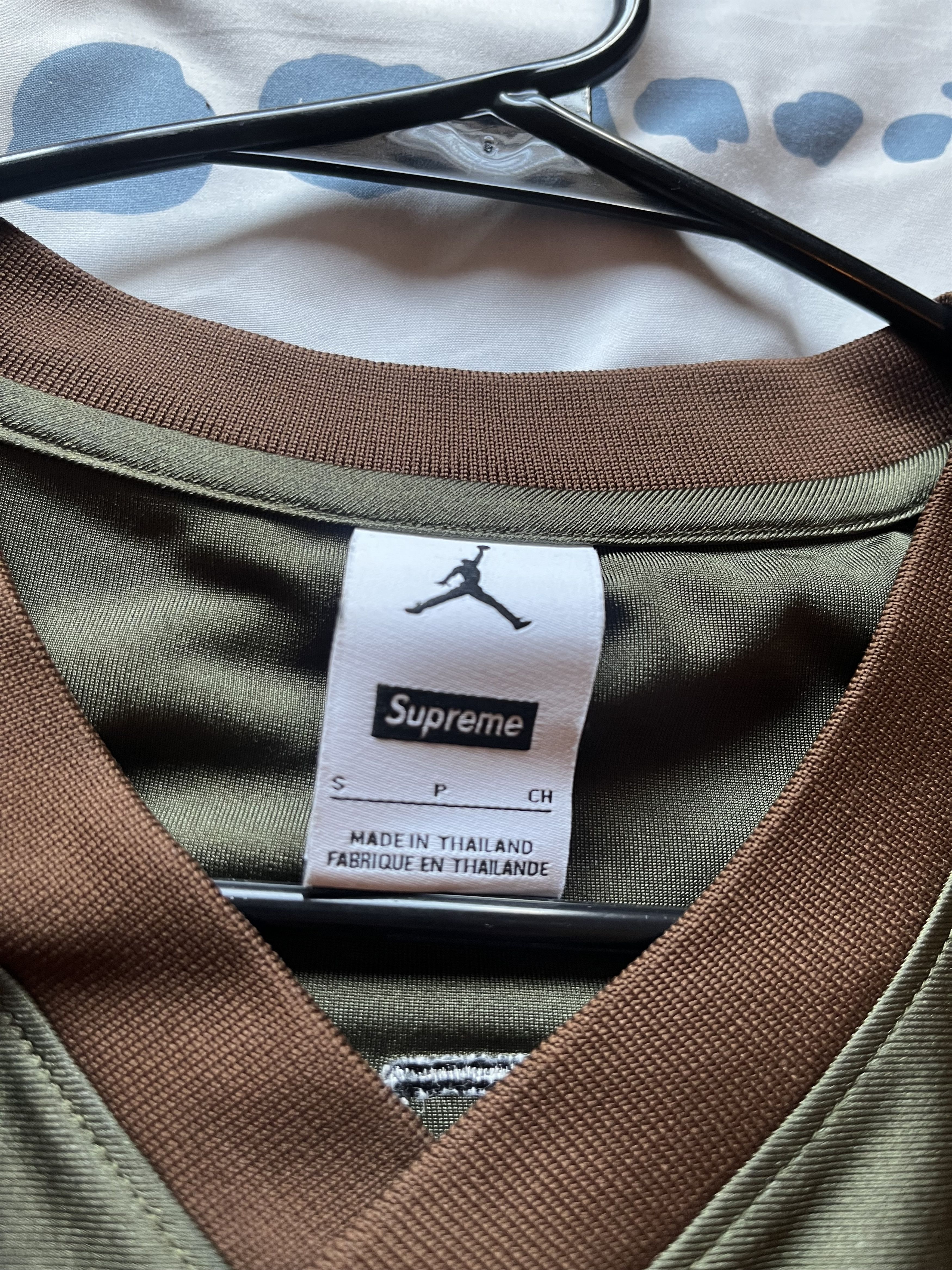 Supreme Supreme X Jordan Warm Up Jersey 'Olive' Size US S / EU 44-46 / 1 - 2 Thumbnail
