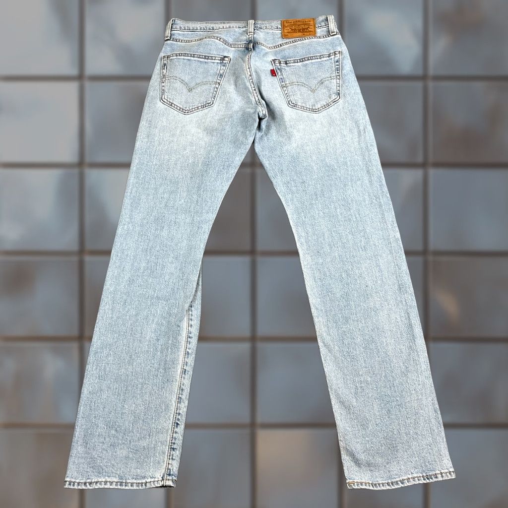 Levi's Levi's Mens Jeans Slim Fit 29 32 Light Wash Blue Stretch Premium Denim 5-Pocket Medium Rise Jeans Mens Size US 29 - 1 Thumbnail